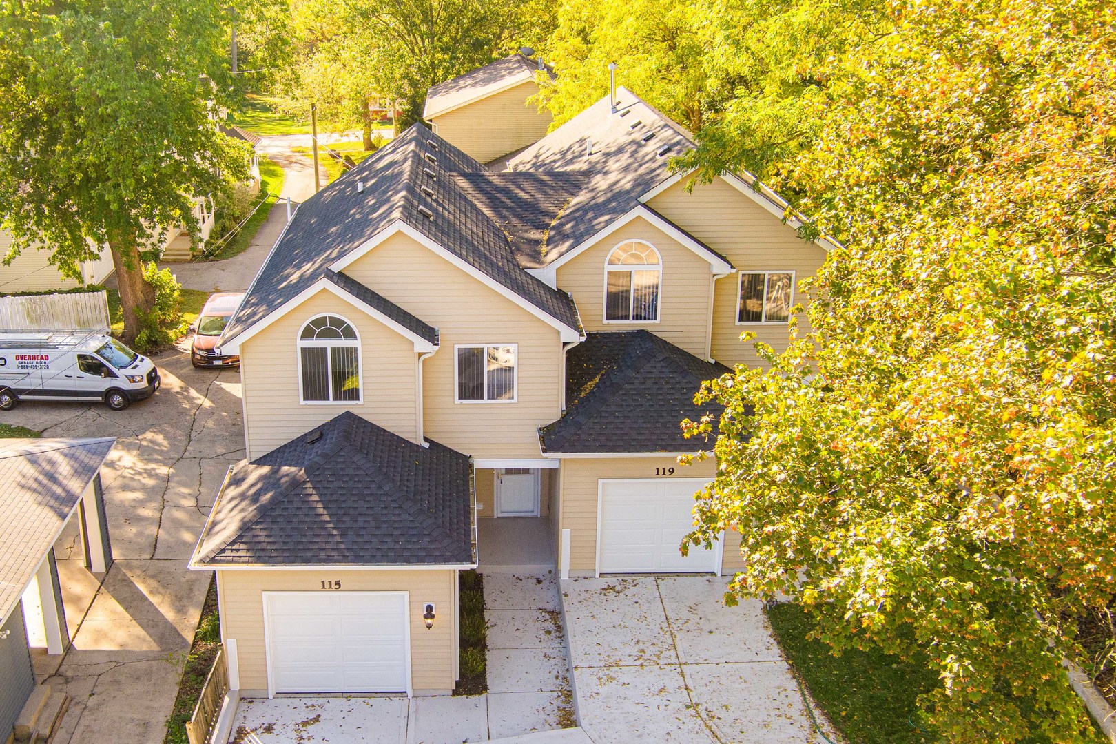 119 N Dole Avenue, Crystal Lake, IL 60014