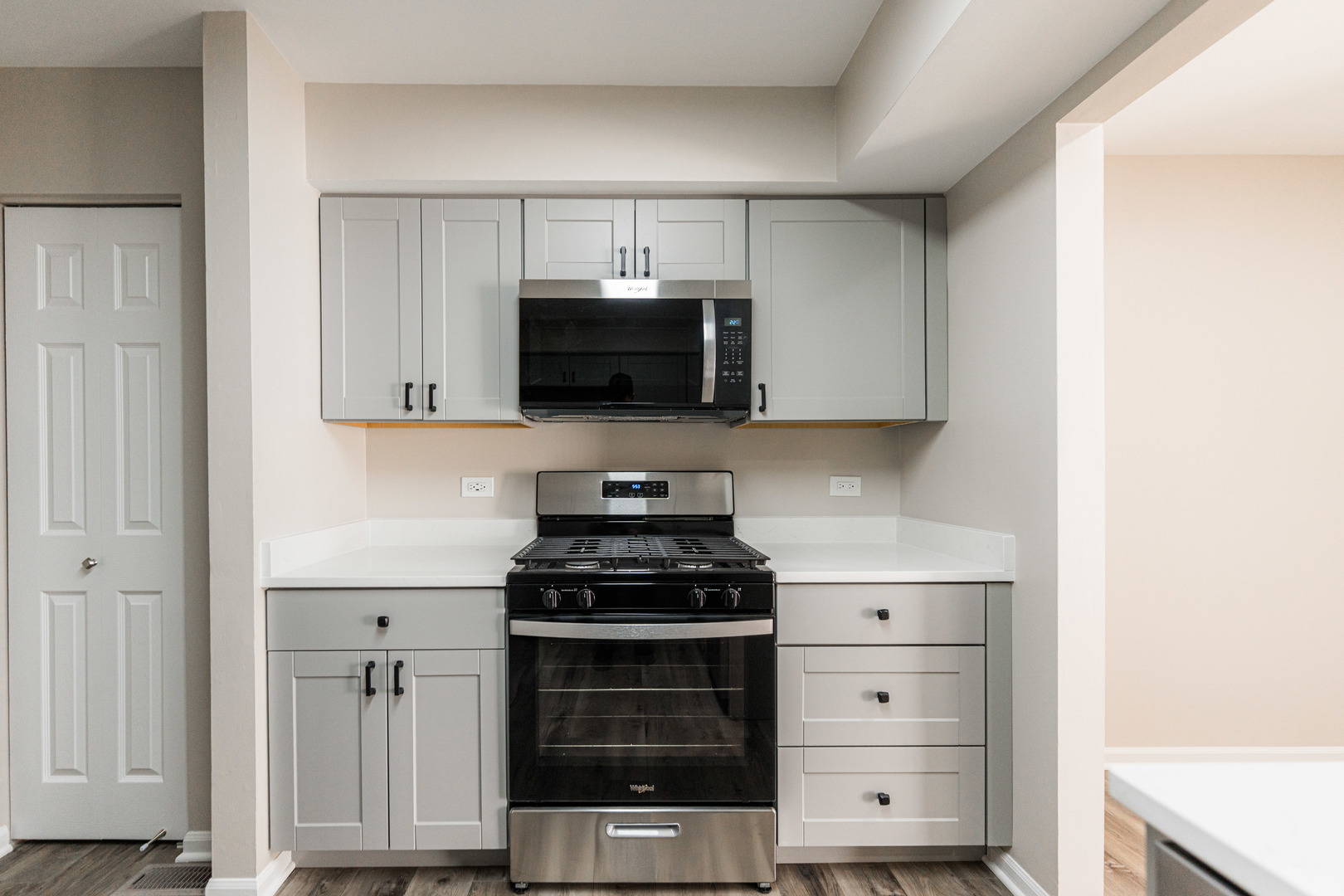 119 N Dole Avenue, Crystal Lake, IL 60014