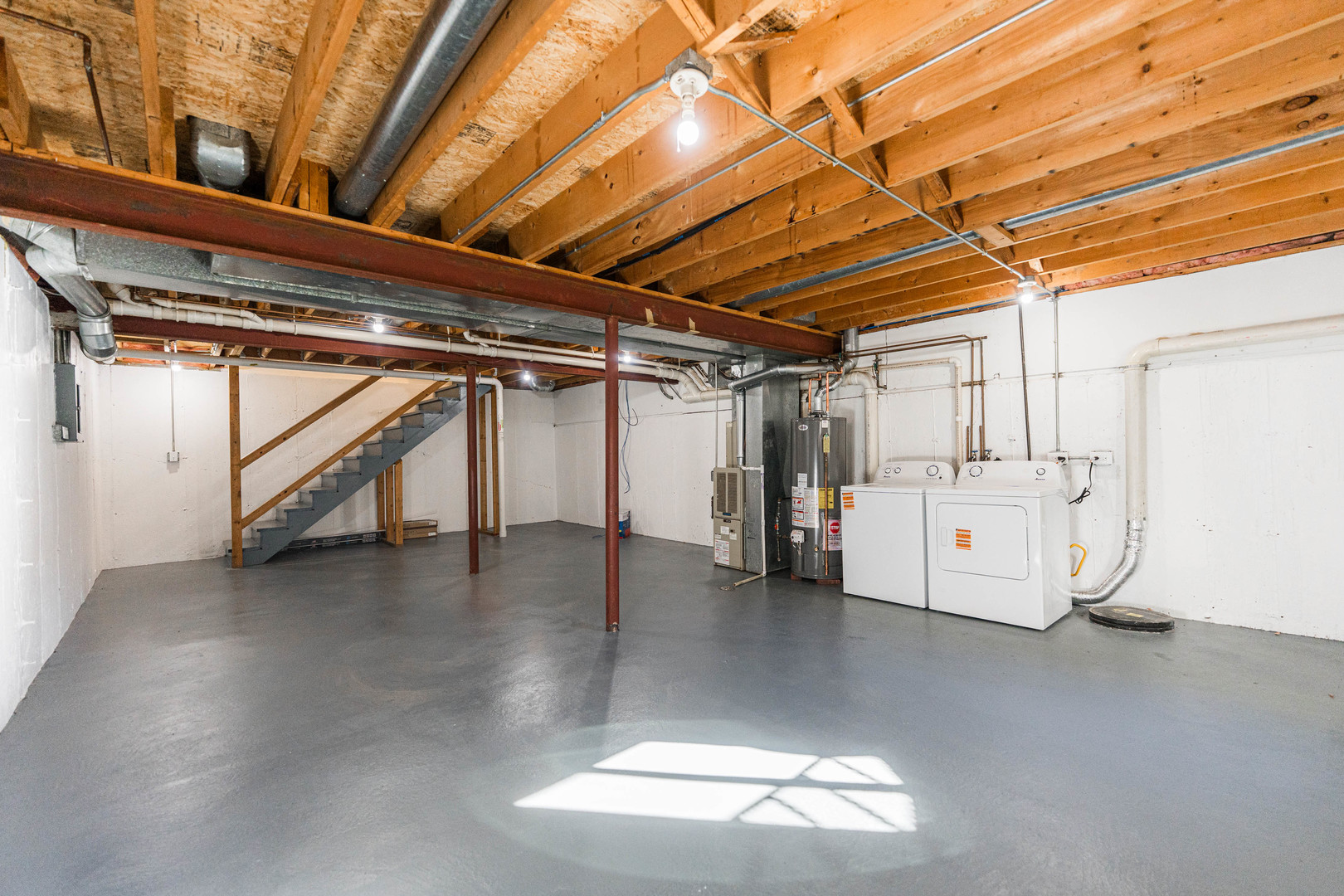 119 N Dole Avenue, Crystal Lake, IL 60014