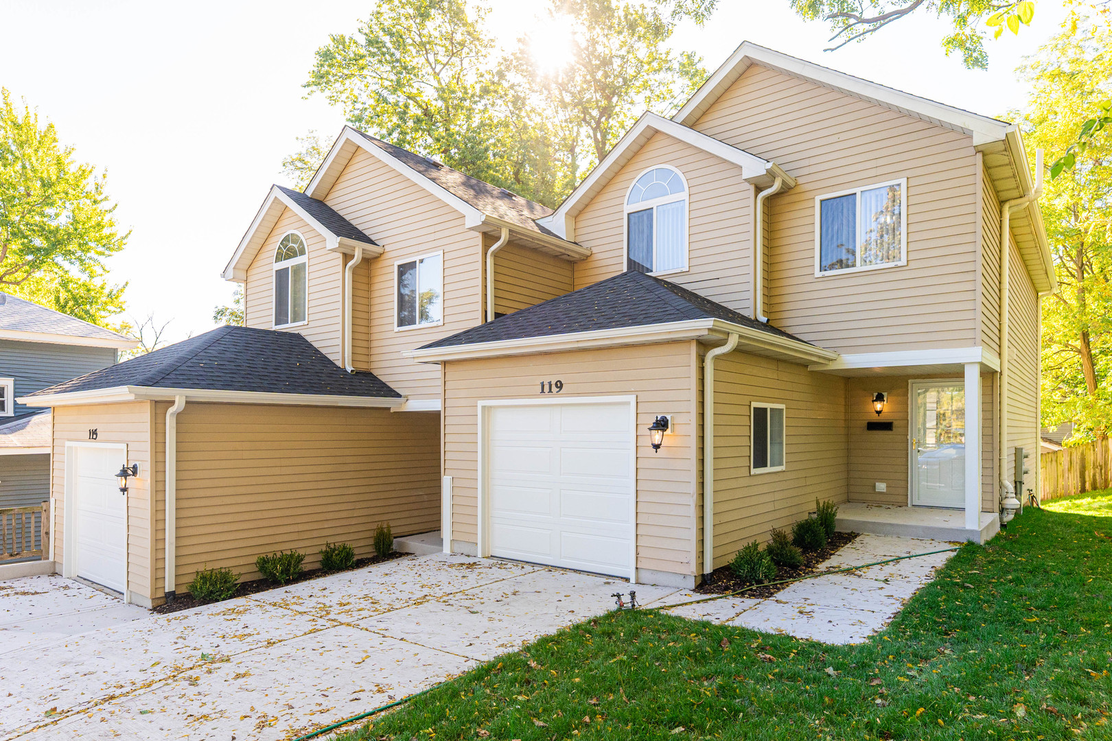 119 N Dole Avenue, Crystal Lake, IL 60014