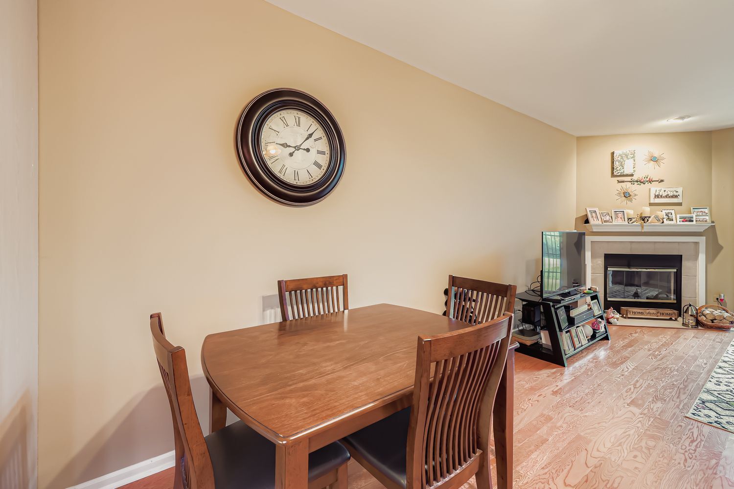 8217 Primrose Lane #8217, Fox Lake, IL 60020