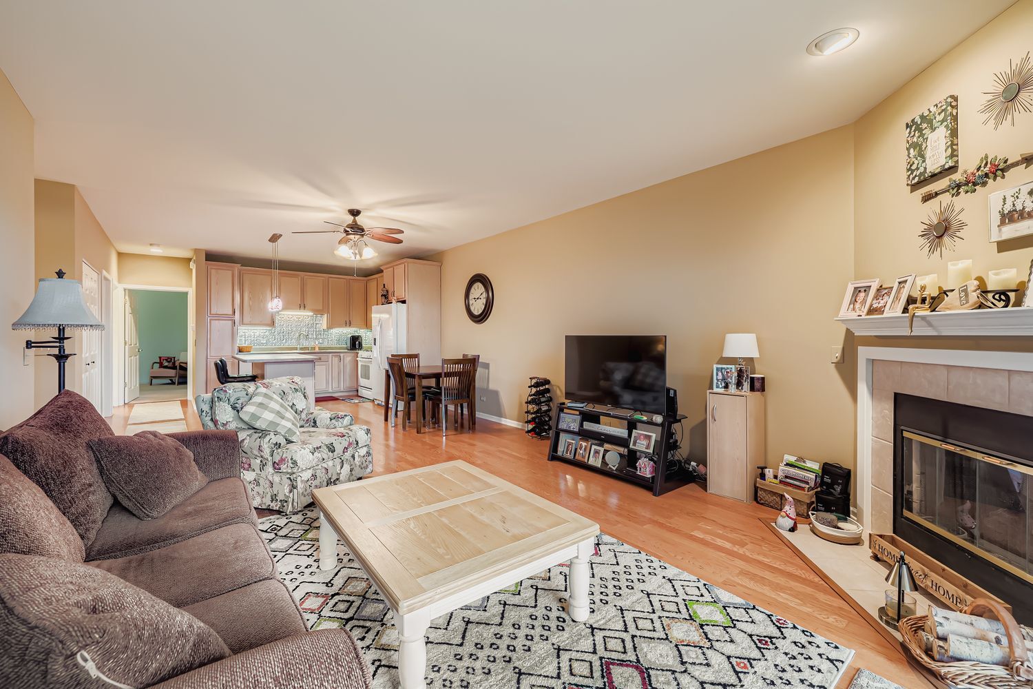 8217 Primrose Lane #8217, Fox Lake, IL 60020