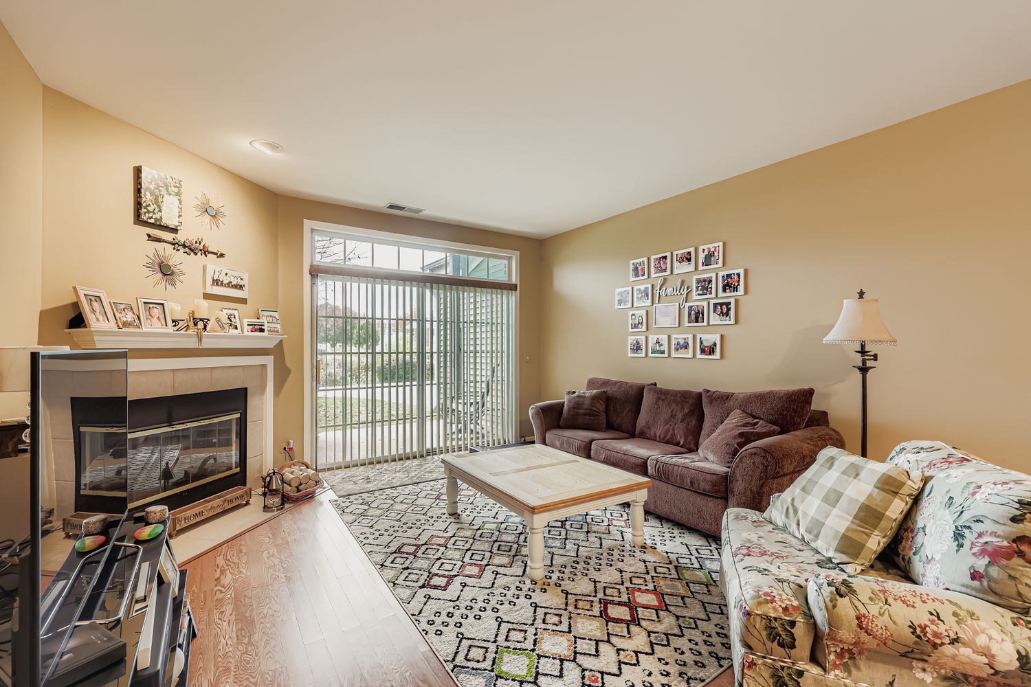 8217 Primrose Lane #8217, Fox Lake, IL 60020