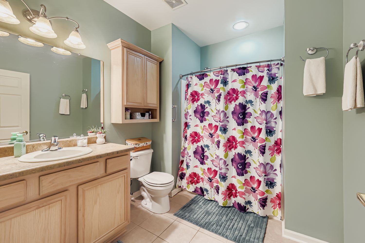 8217 Primrose Lane #8217, Fox Lake, IL 60020