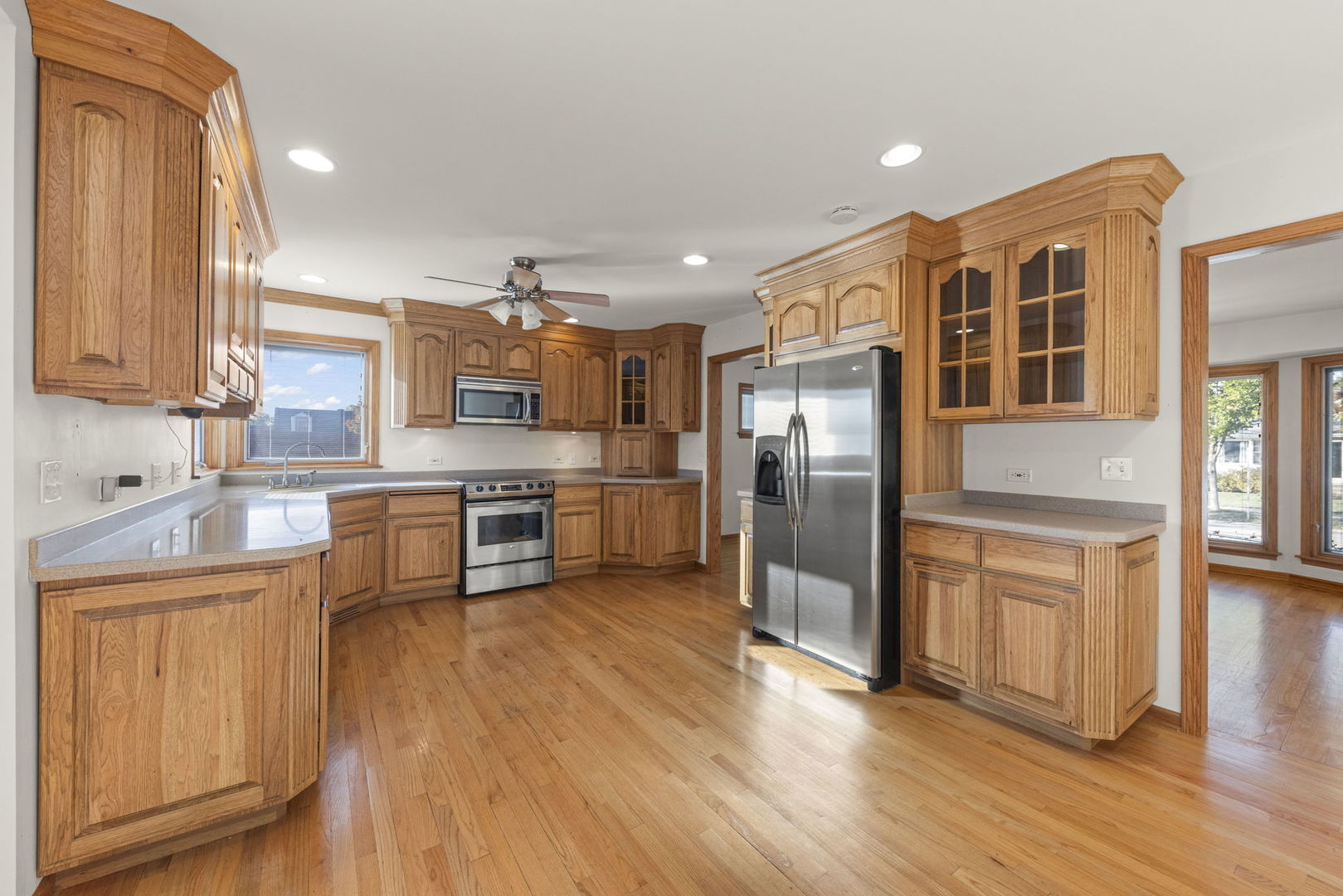 239 S Park Street, Westmont, IL 60559