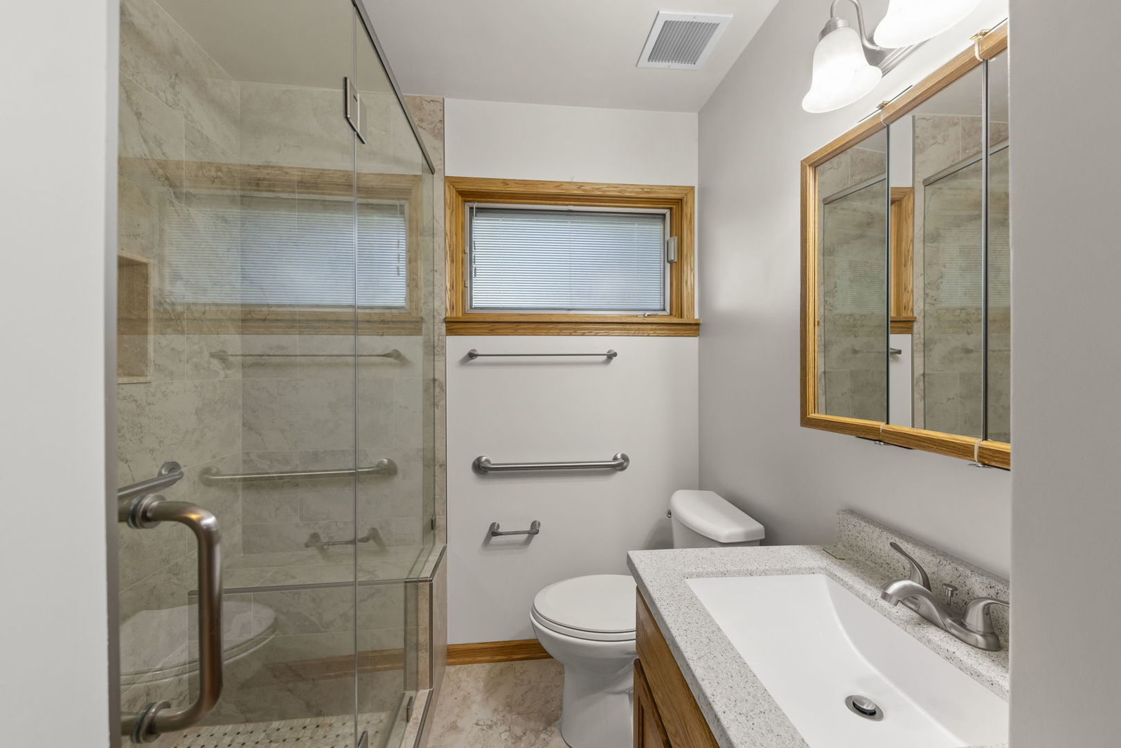 239 S Park Street, Westmont, IL 60559