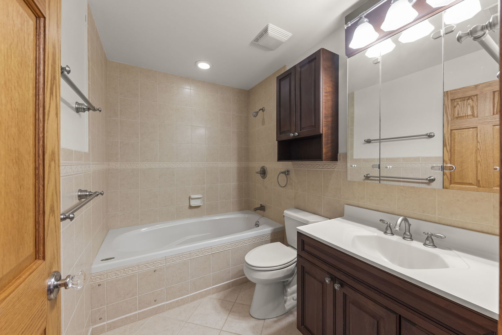 239 S Park Street, Westmont, IL 60559