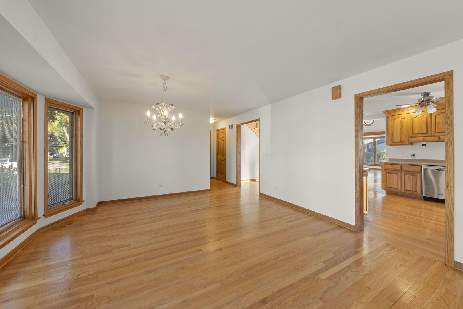 239 S Park Street, Westmont, IL 60559