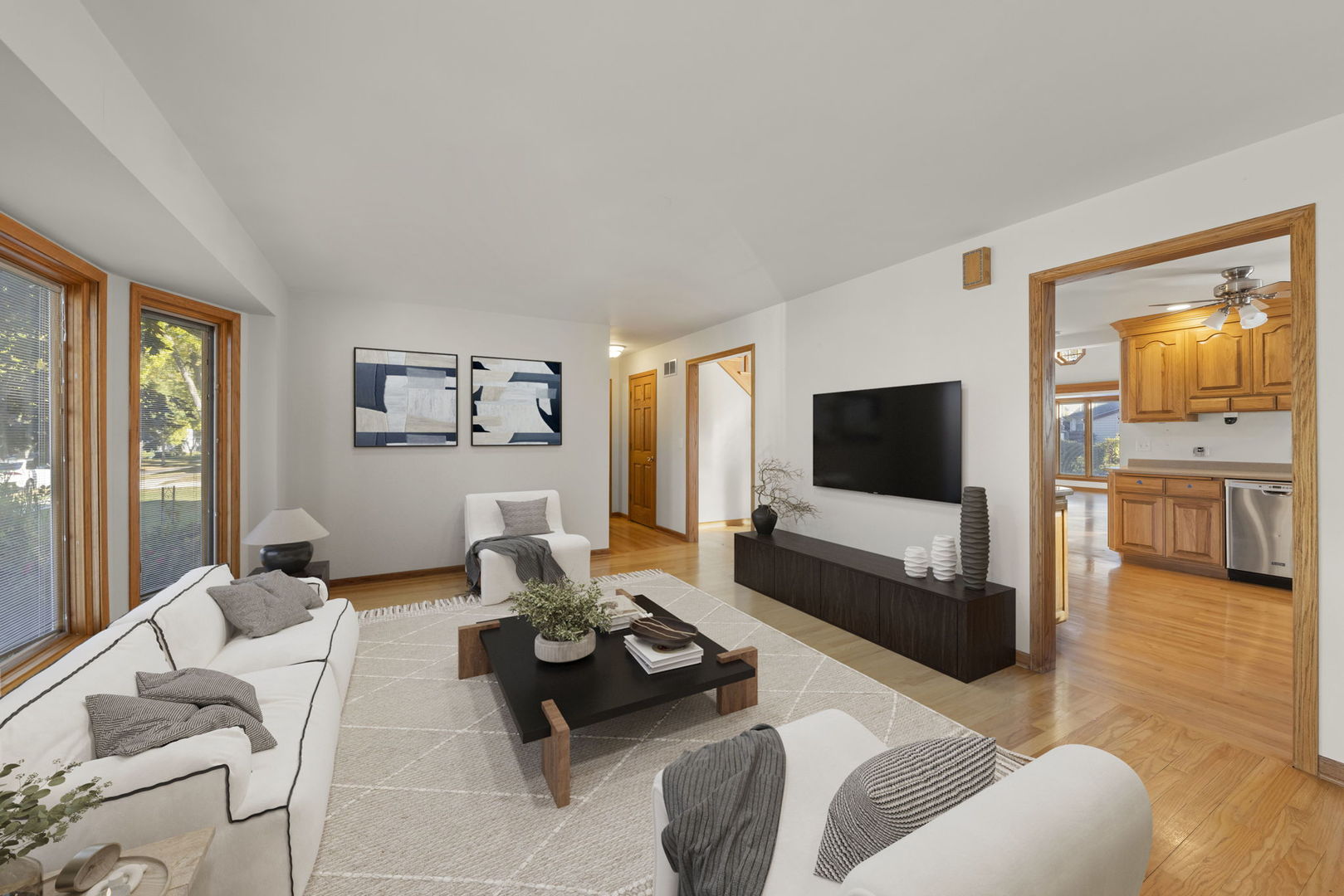 239 S Park Street, Westmont, IL 60559