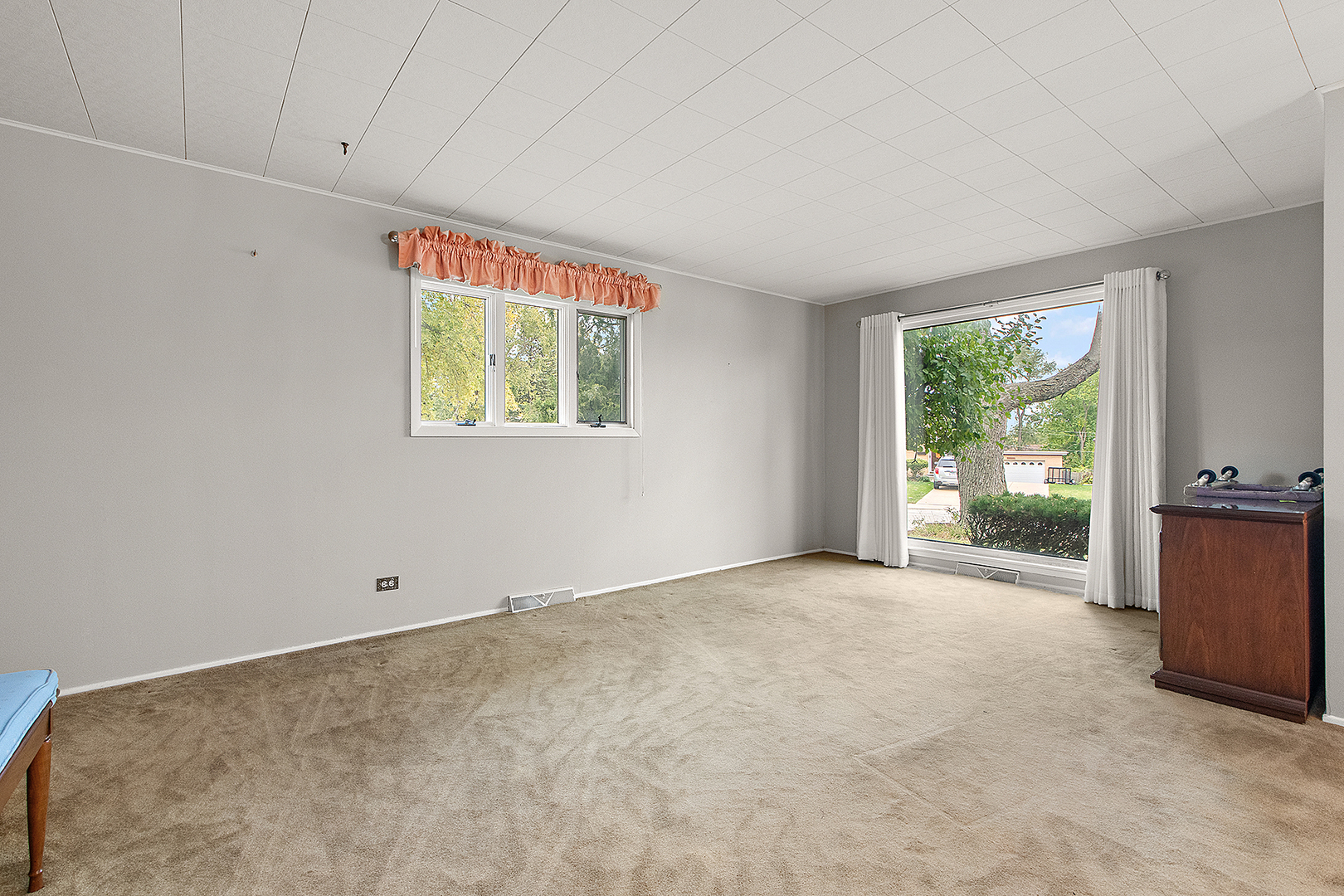 10330 Hilltop Drive, Orland Park, IL 60462