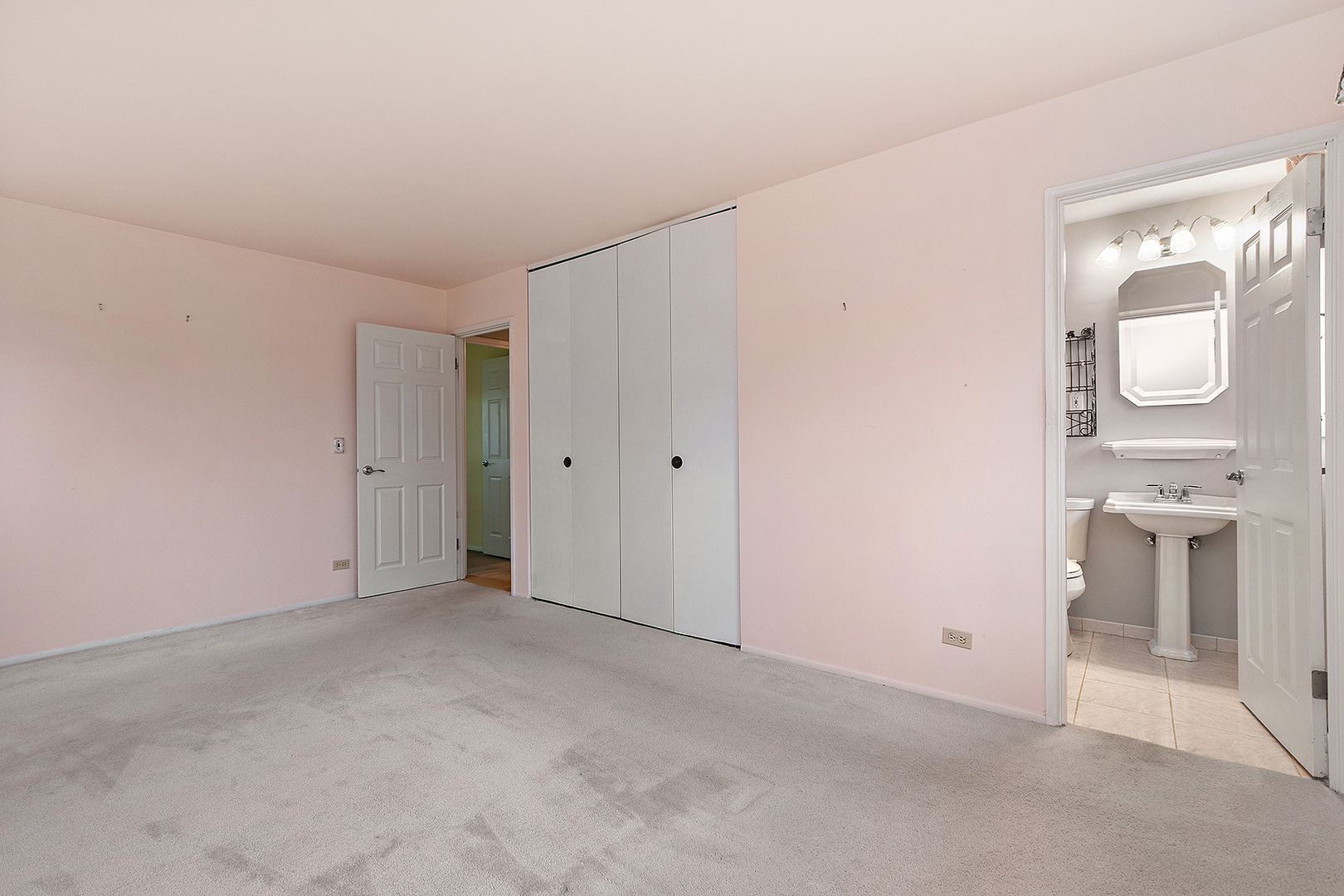 10330 Hilltop Drive, Orland Park, IL 60462