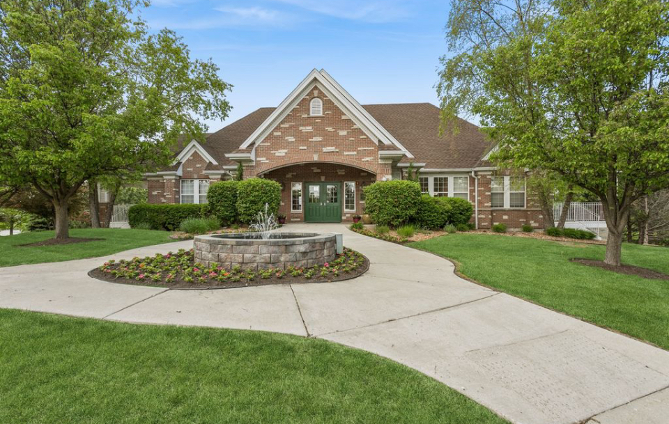 2107 Ashbrook Court, Plainfield, IL 60586