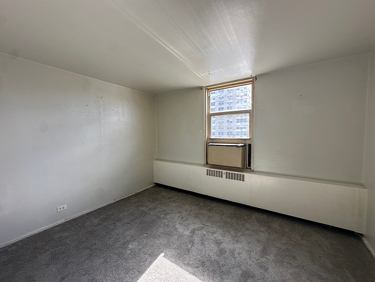 3950 N Lake Shore Drive #523D, Chicago, IL 60613