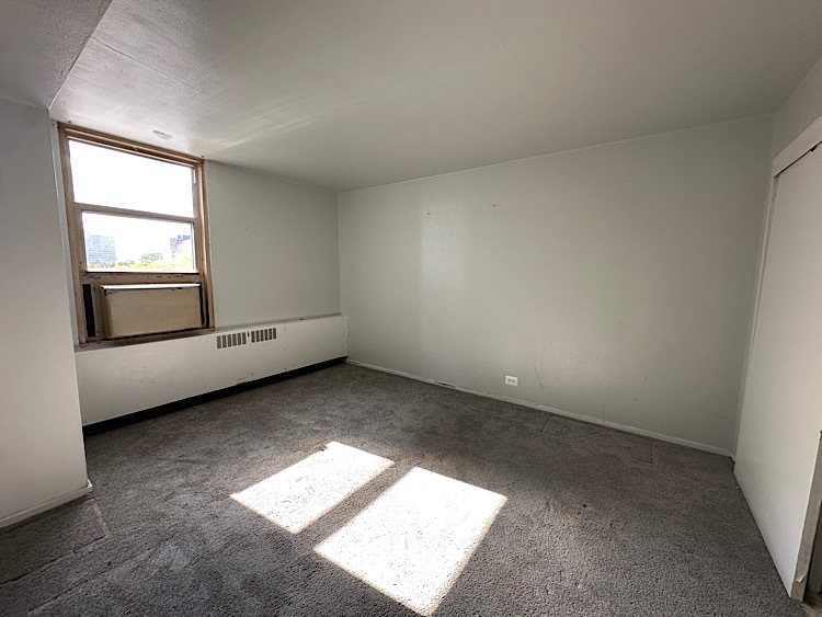 3950 N Lake Shore Drive #523D, Chicago, IL 60613