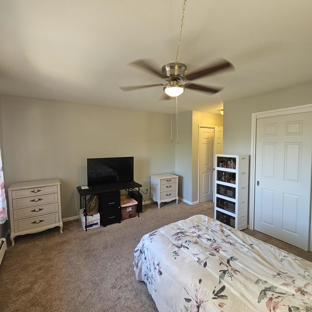 1198 Royal Glen Drive #312B, Glen Ellyn, IL 60137