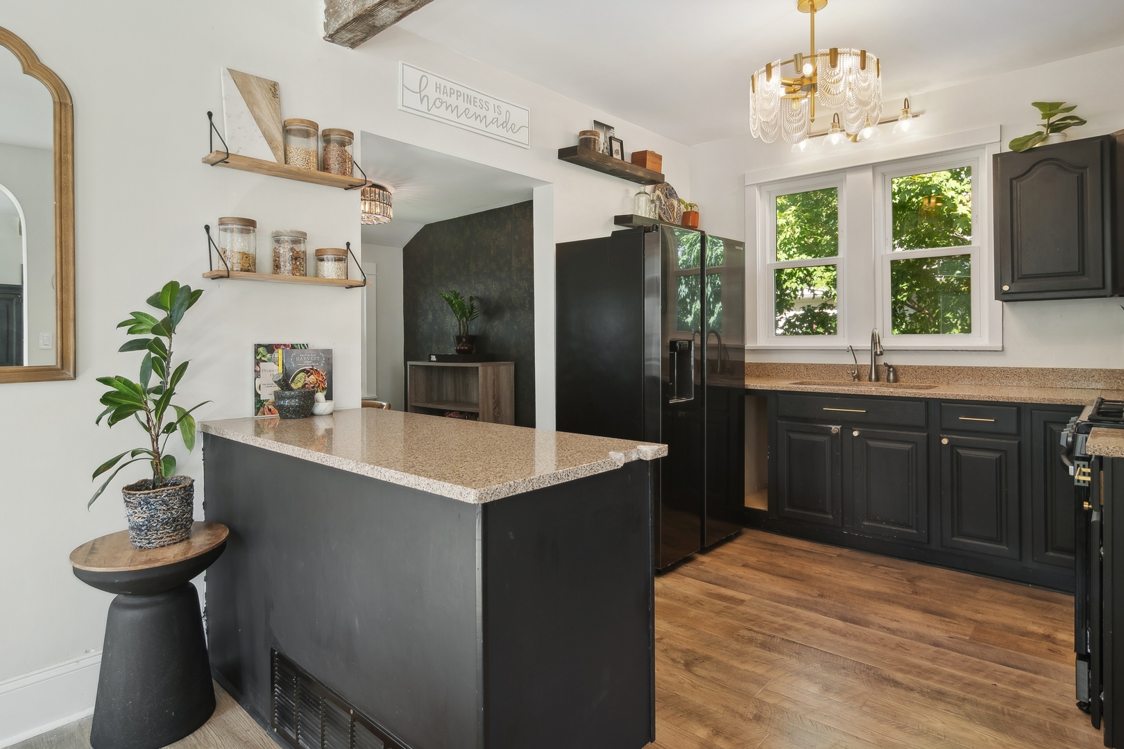 114 Harrison Street, Barrington, IL 60010