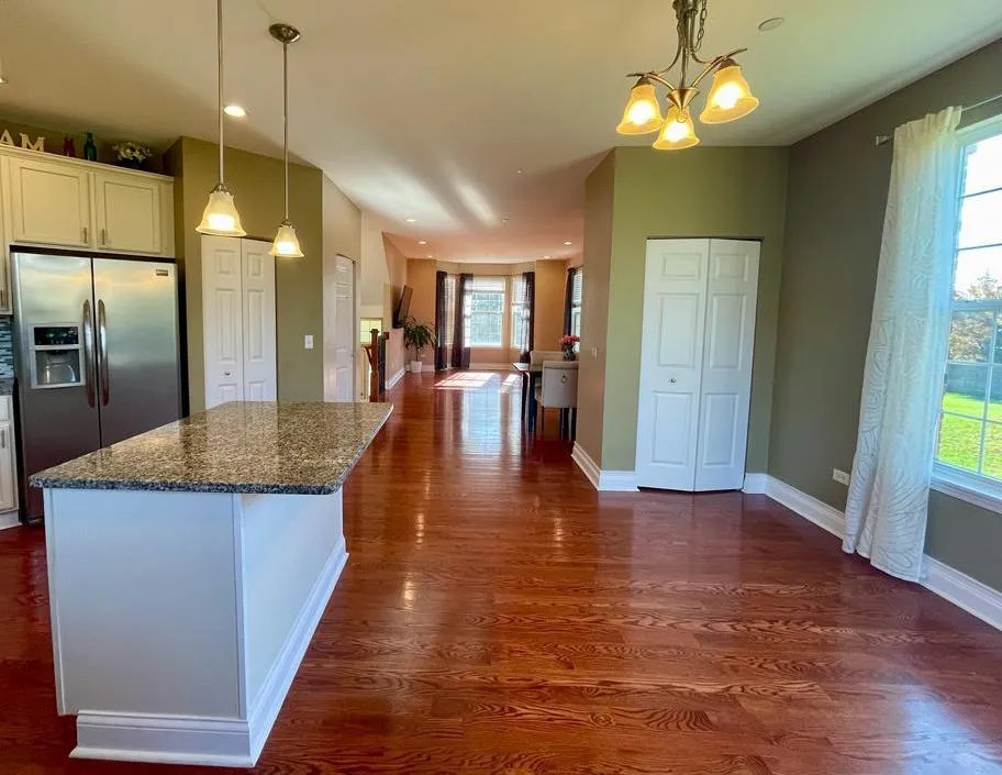 2915 Henley Lane, Naperville, IL 60540