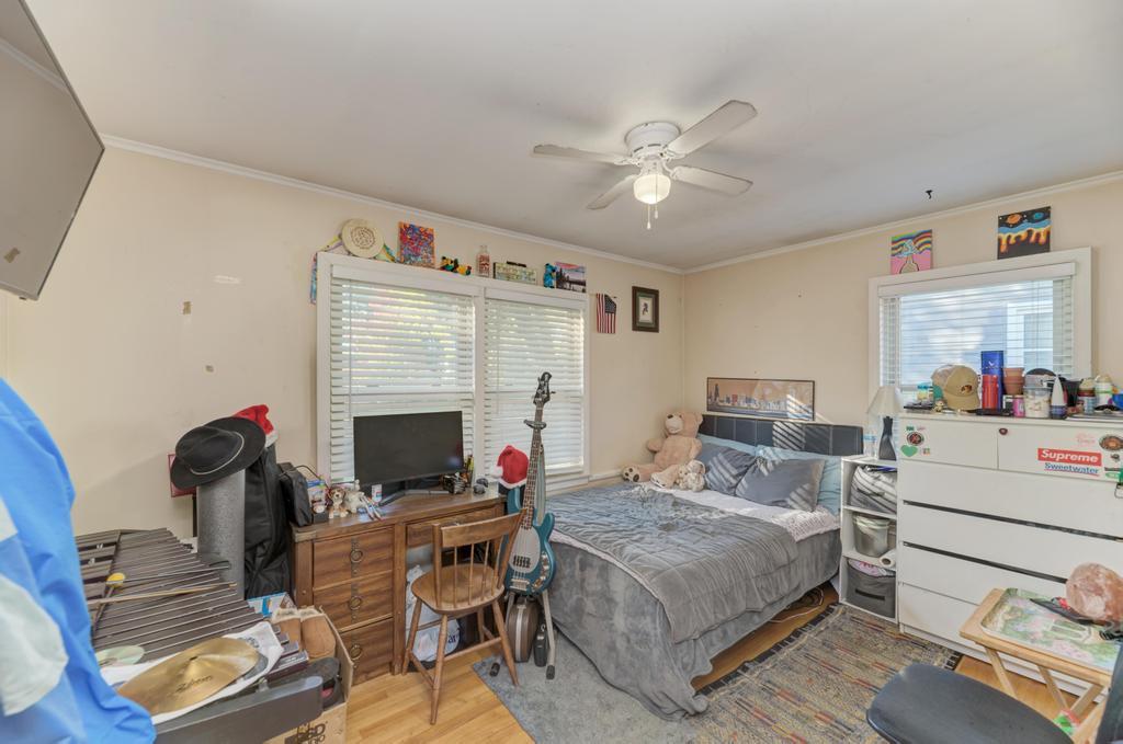 140 W Sunset Avenue, Lombard, IL 60148