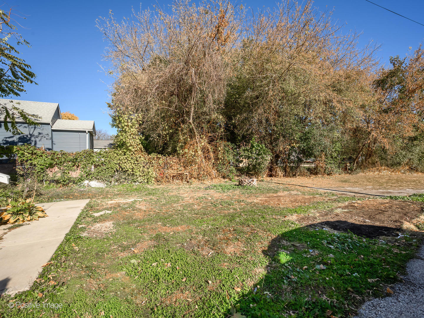 547 S Martin Luther King Jr Avenue, Waukegan, IL 60085