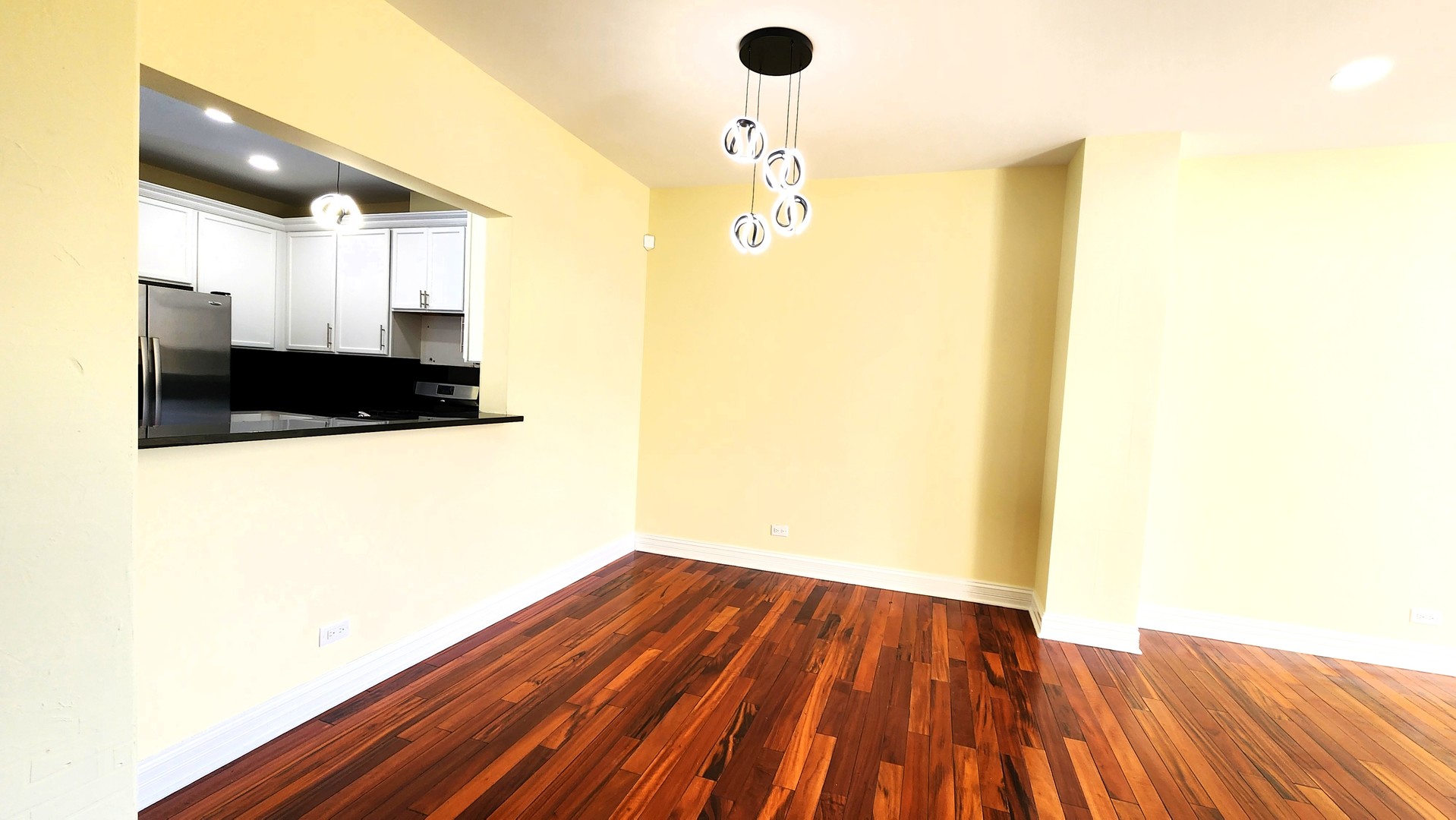 2164 W Concord Lane, Addison, IL 60101