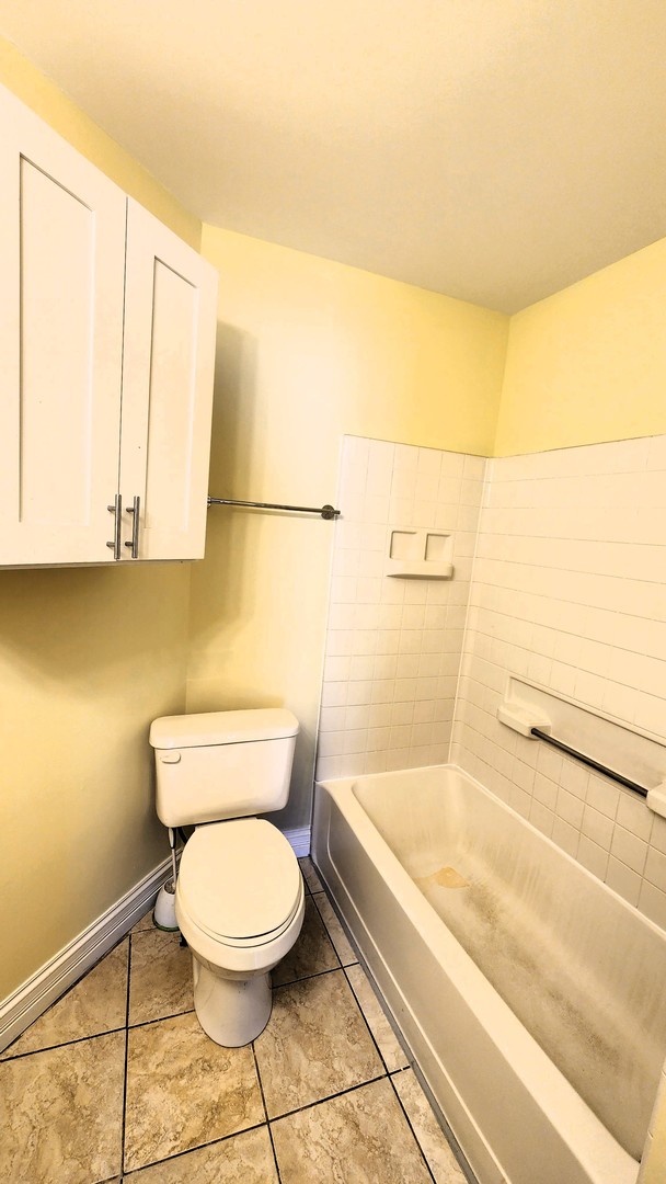 2164 W Concord Lane, Addison, IL 60101