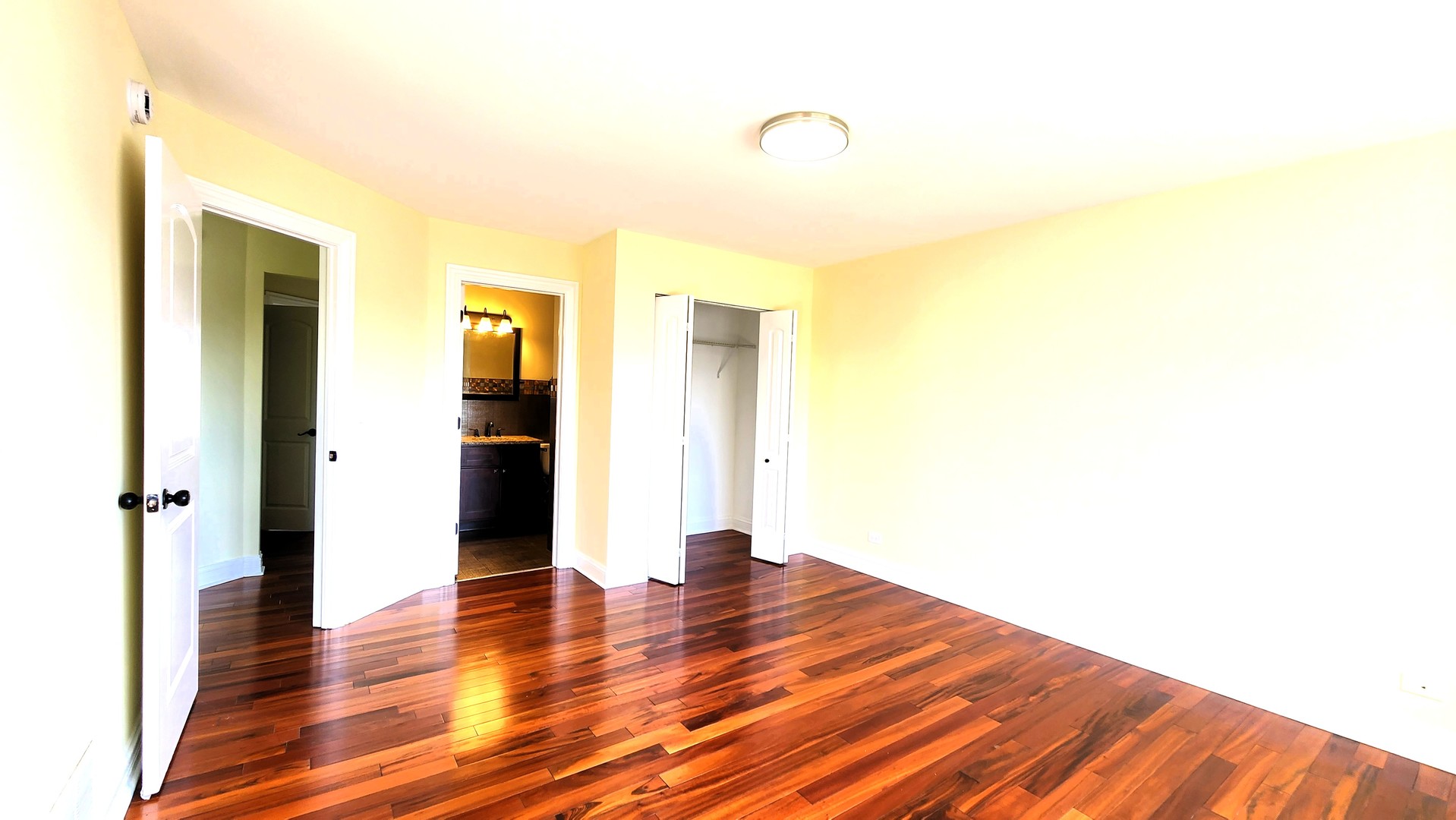 2164 W Concord Lane, Addison, IL 60101