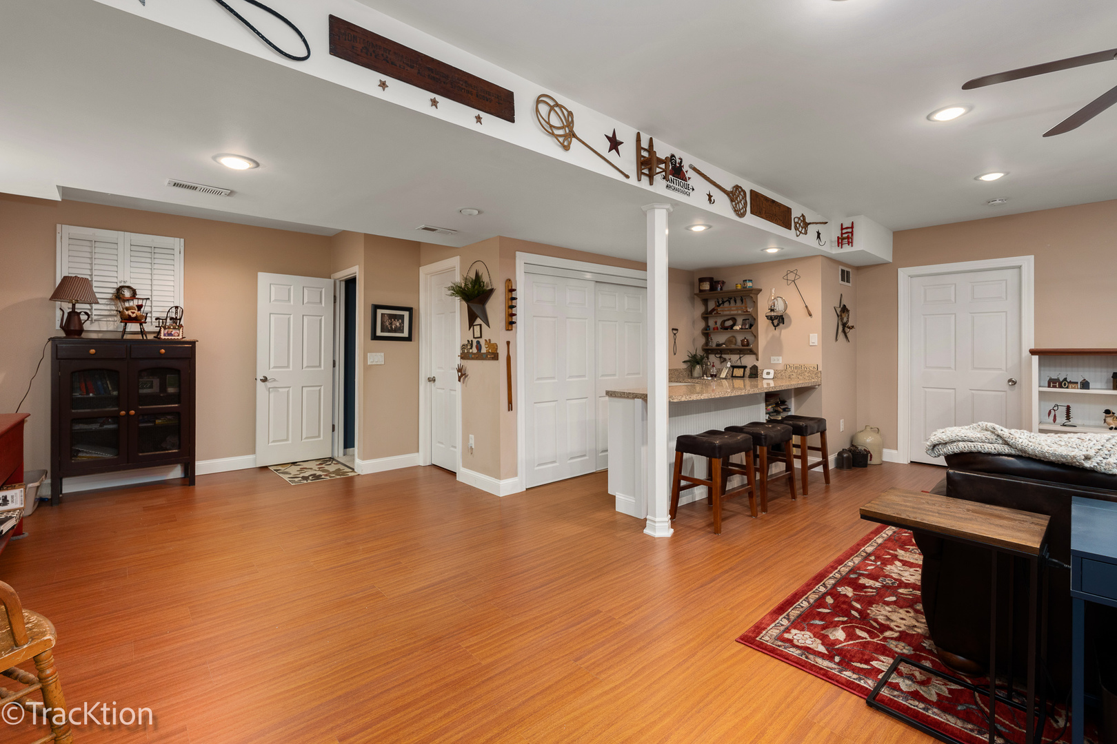 21123 Sterling Lake Court, Crest Hill, IL 60403