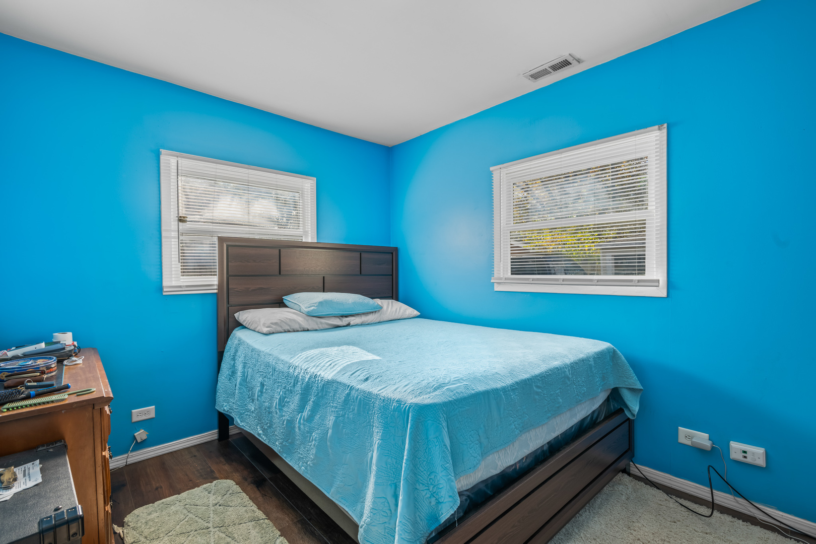 1502 Kenmore Avenue, Round Lake Beach, IL 60073