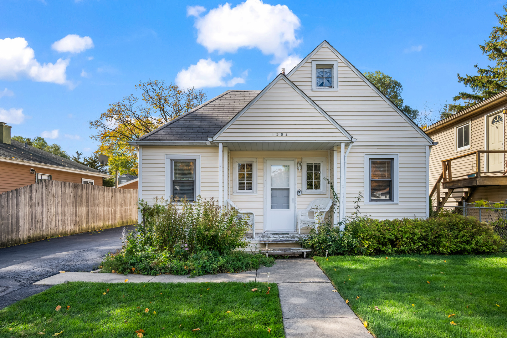 1502 Kenmore Avenue, Round Lake Beach, IL 60073