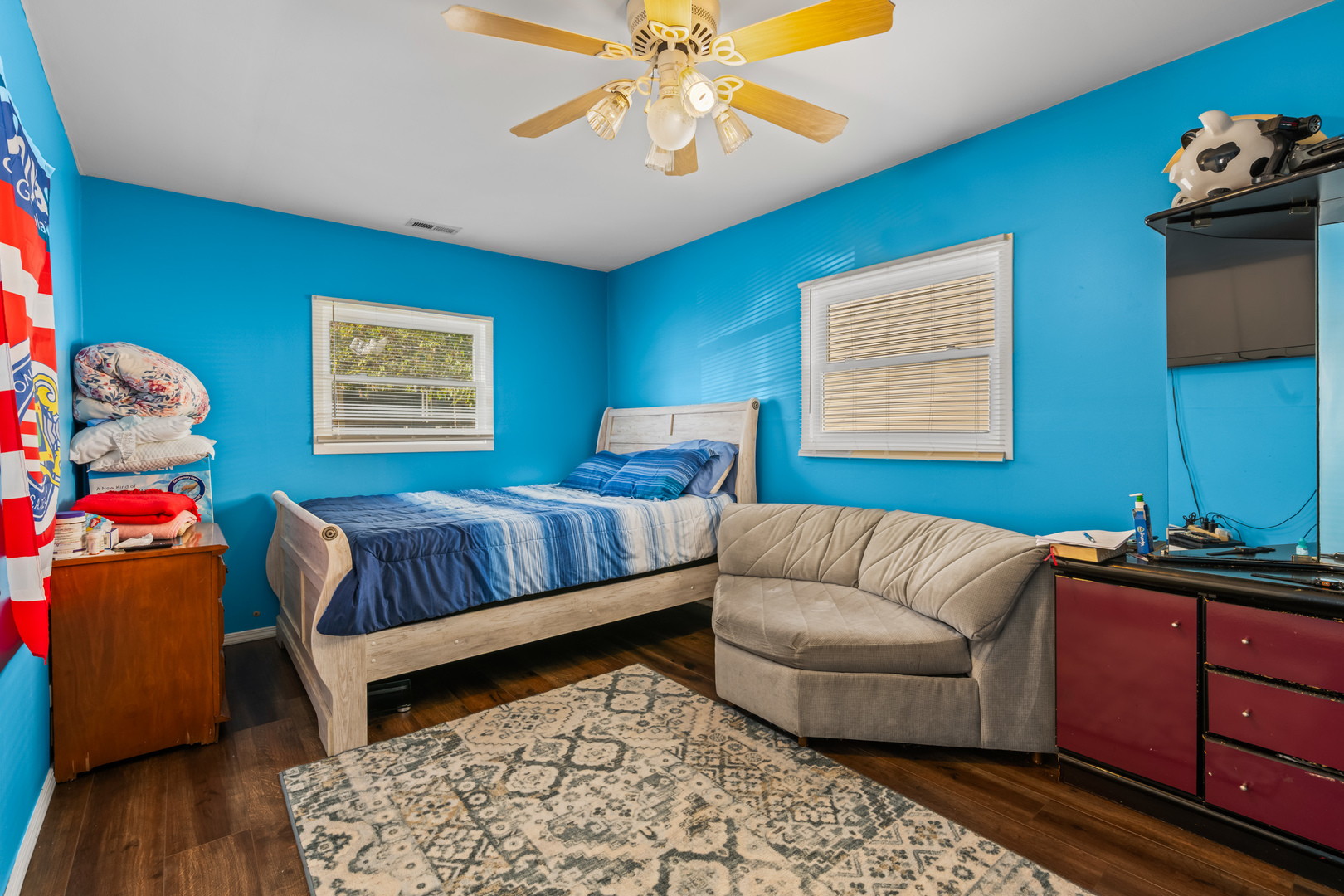 1502 Kenmore Avenue, Round Lake Beach, IL 60073