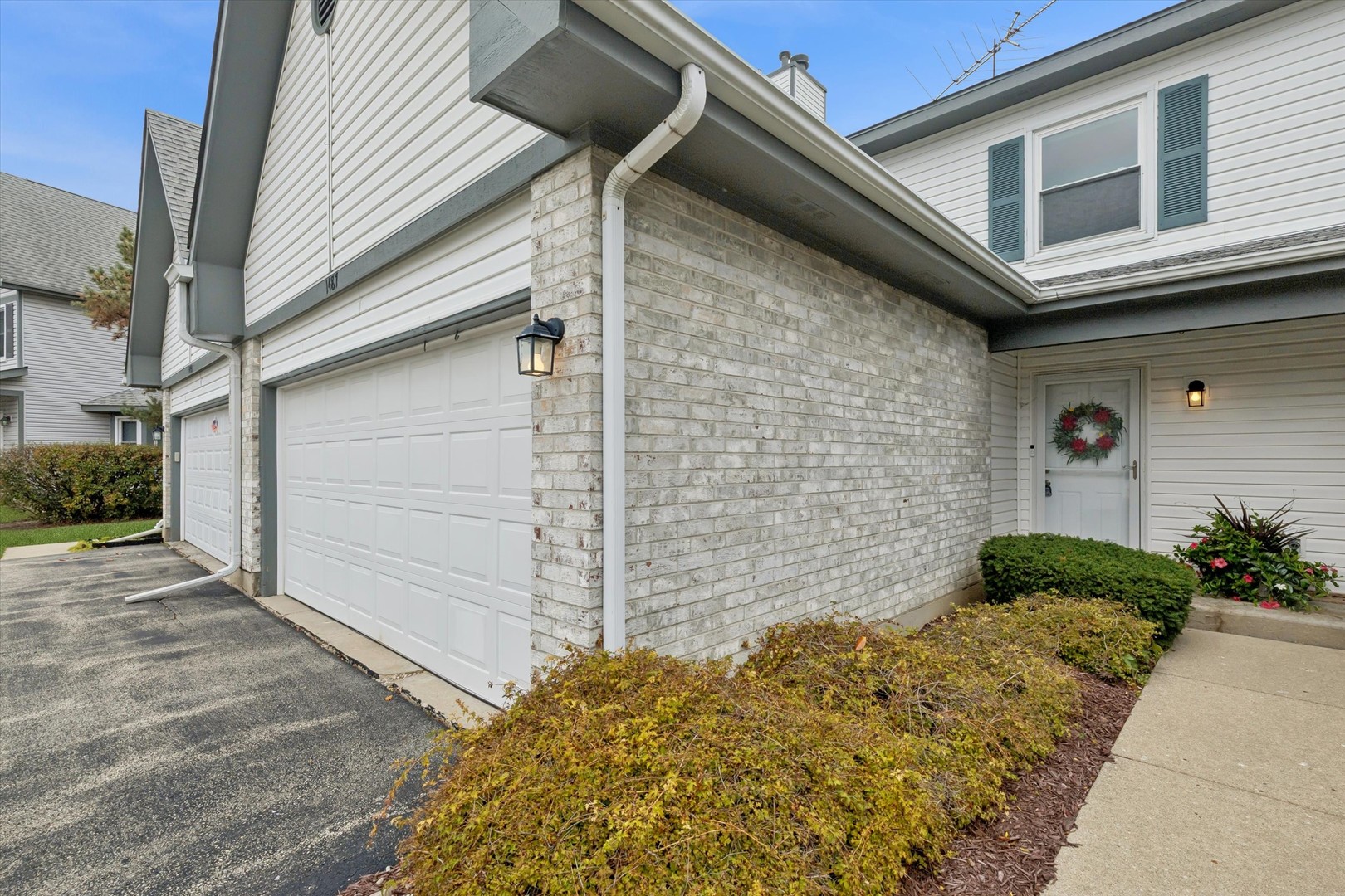 1487 Hazelwood Court #1487, Gurnee, IL 60031