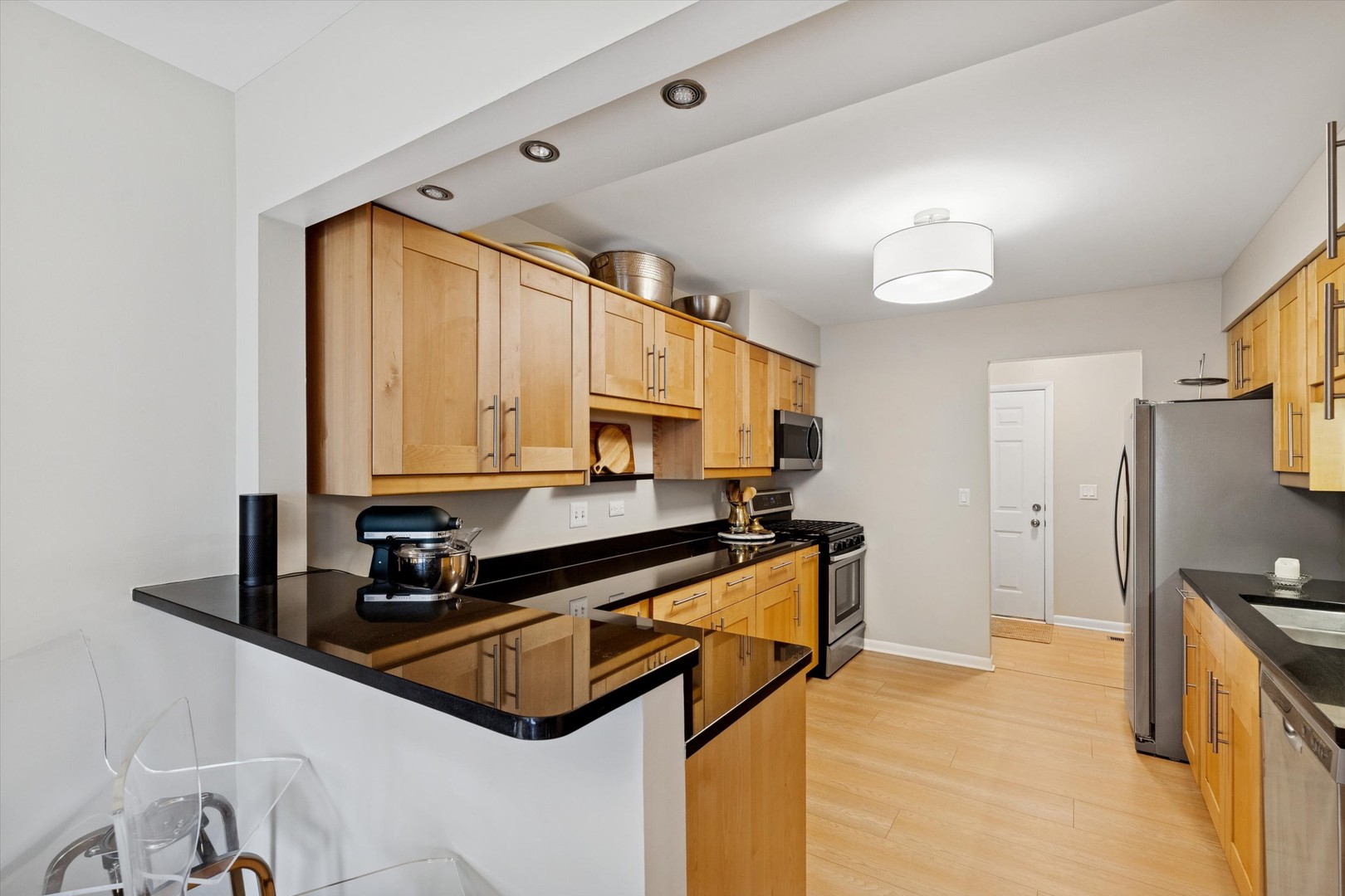 1487 Hazelwood Court #1487, Gurnee, IL 60031