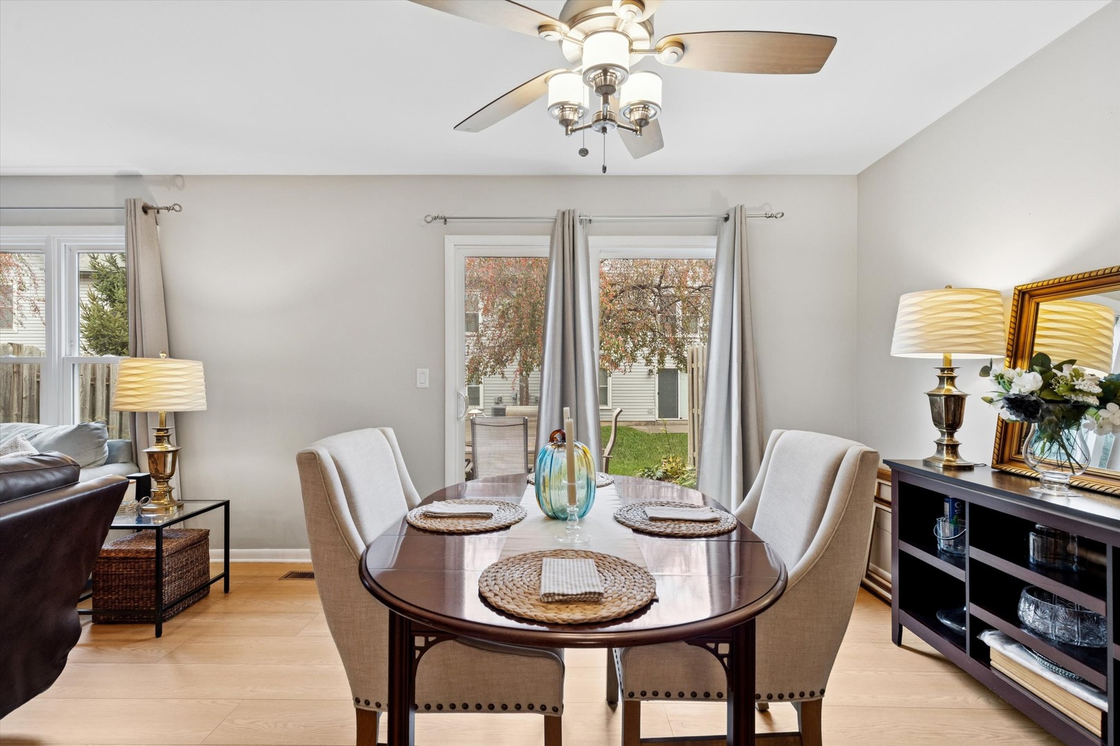 1487 Hazelwood Court #1487, Gurnee, IL 60031