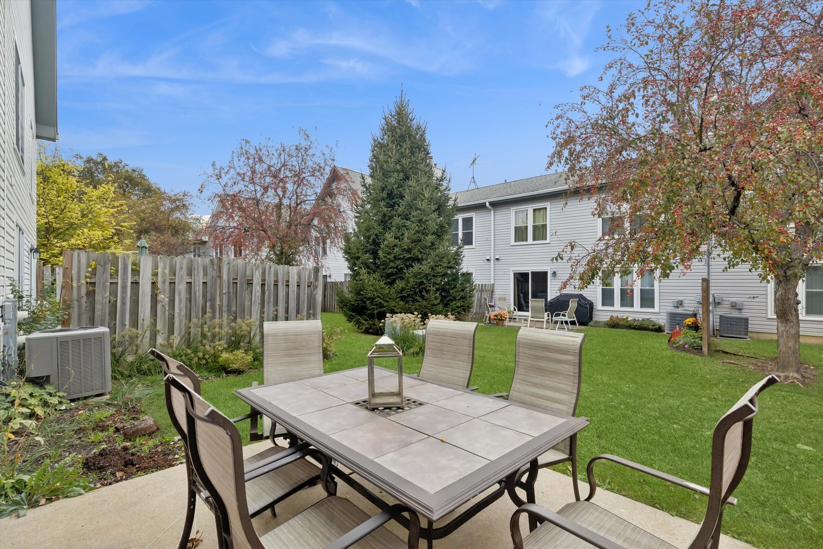 1487 Hazelwood Court #1487, Gurnee, IL 60031