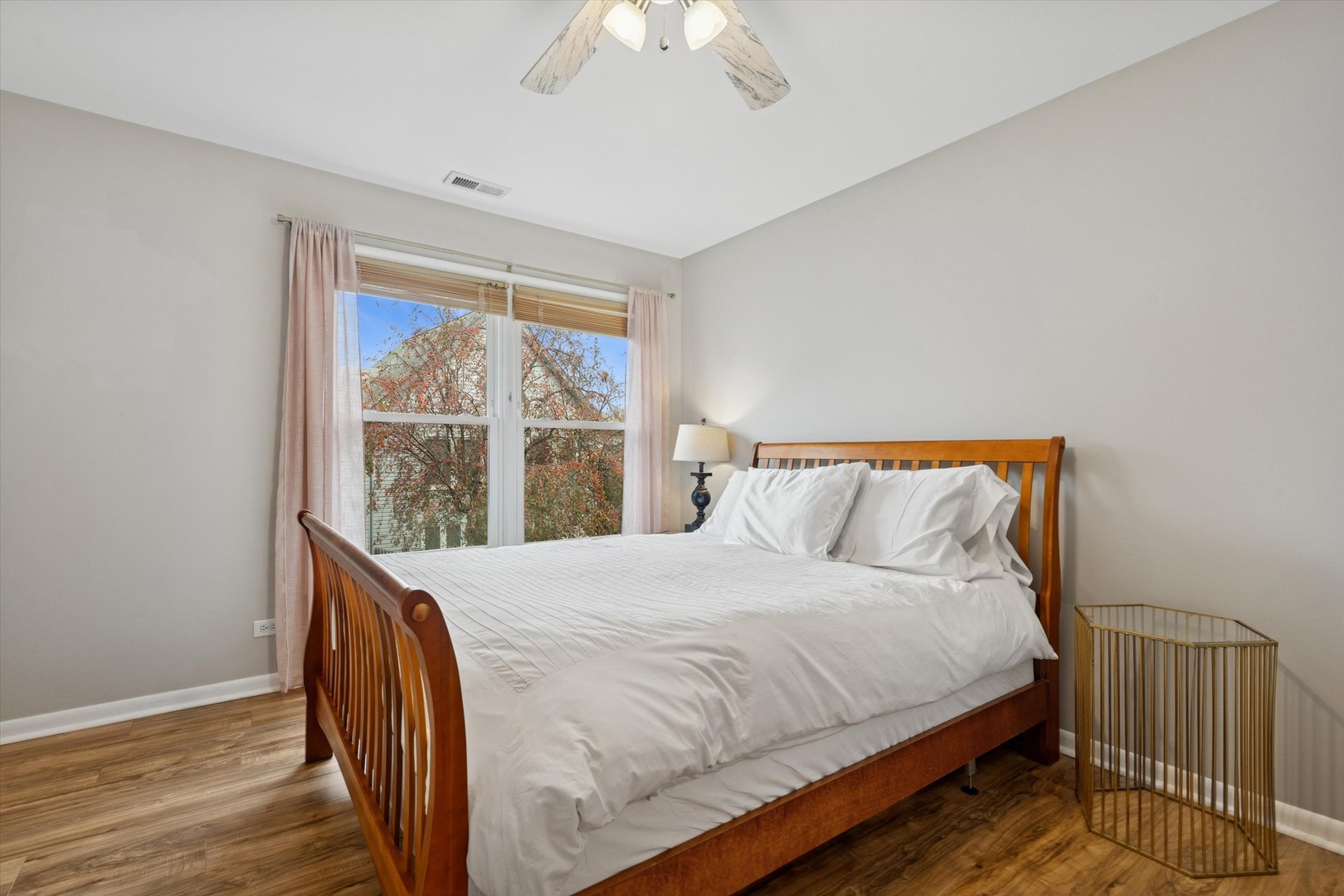 1487 Hazelwood Court #1487, Gurnee, IL 60031