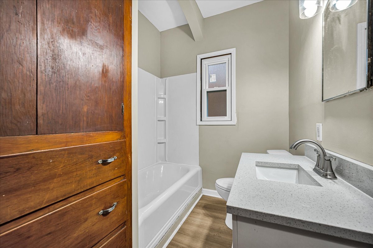 303 N Main Street, Tuscola, IL 61953