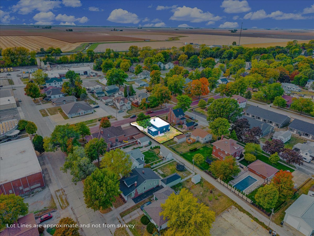 303 N Main Street, Tuscola, IL 61953