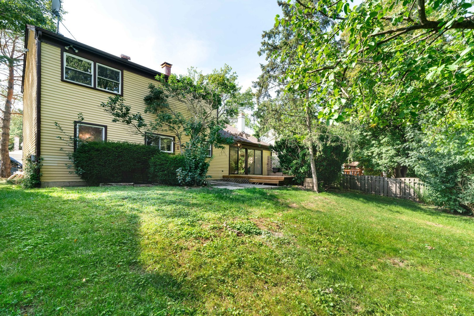 887 Saybrook Lane, Buffalo Grove, IL 60089