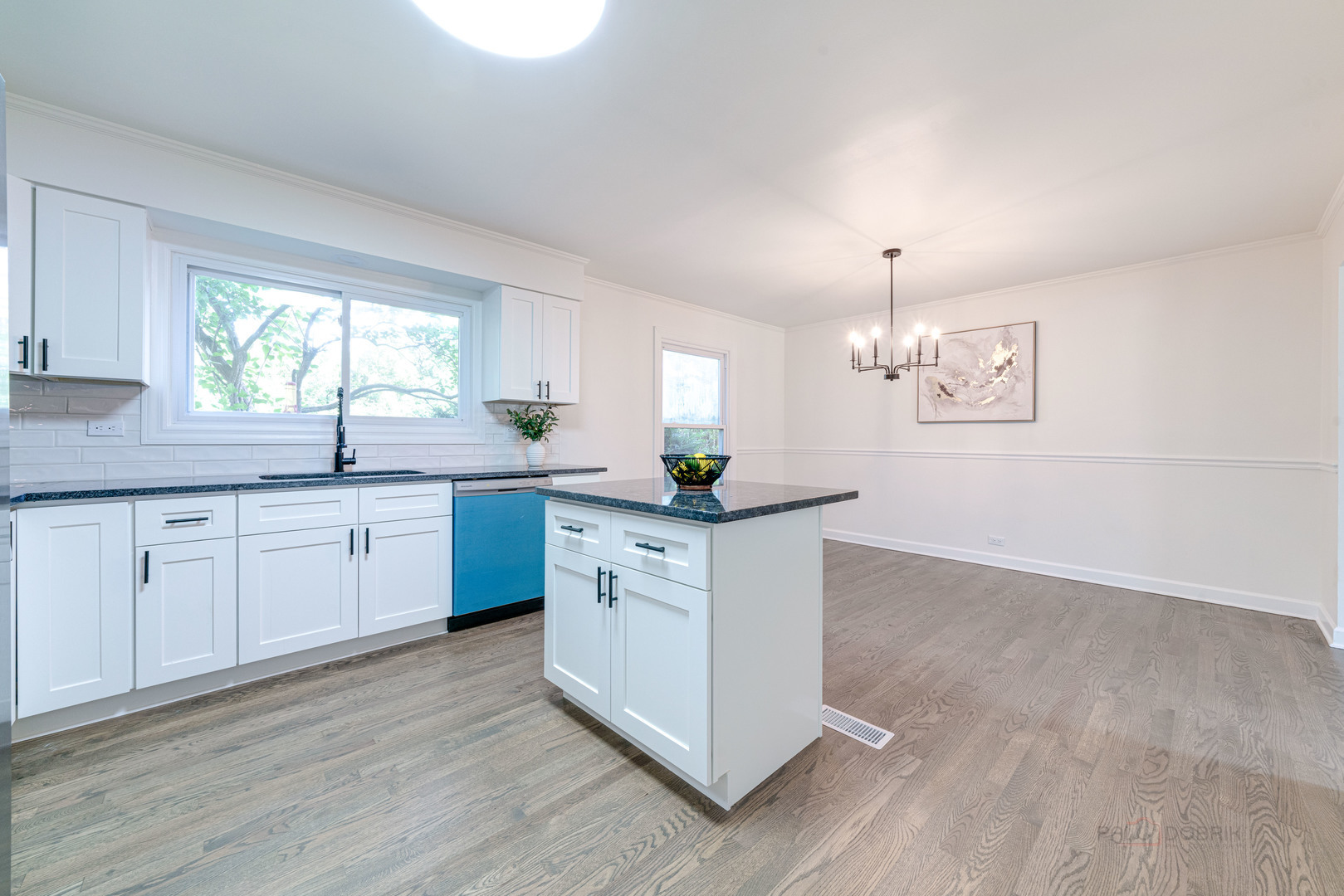 887 Saybrook Lane, Buffalo Grove, IL 60089