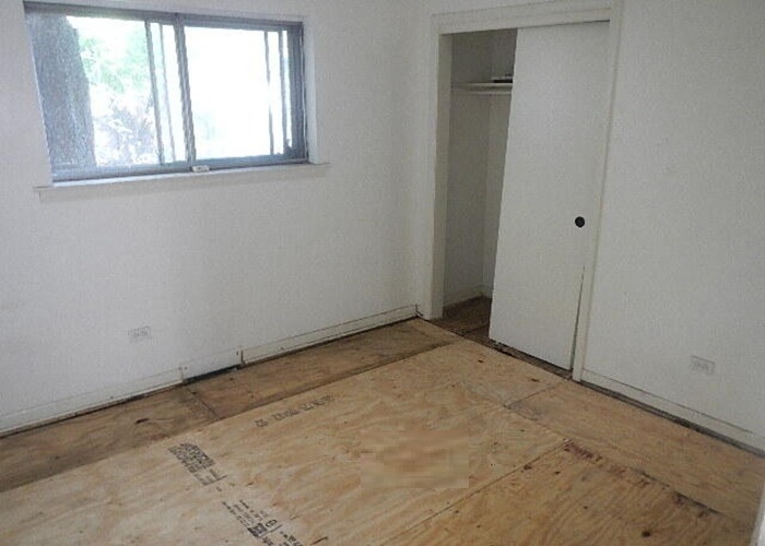 7737 S Champlain Avenue, Chicago, IL 60619