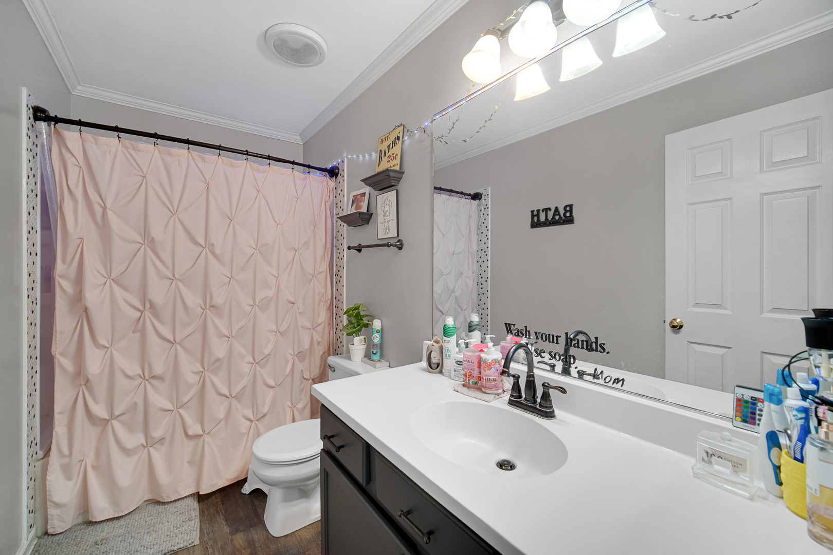 3925 Peartree Drive, Lake In The Hills, IL 60156