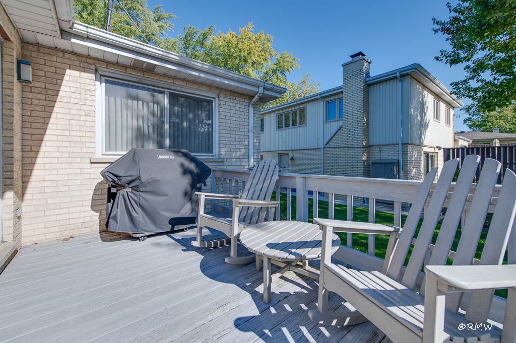 1155 W Westwood Trail, Addison, IL 60101