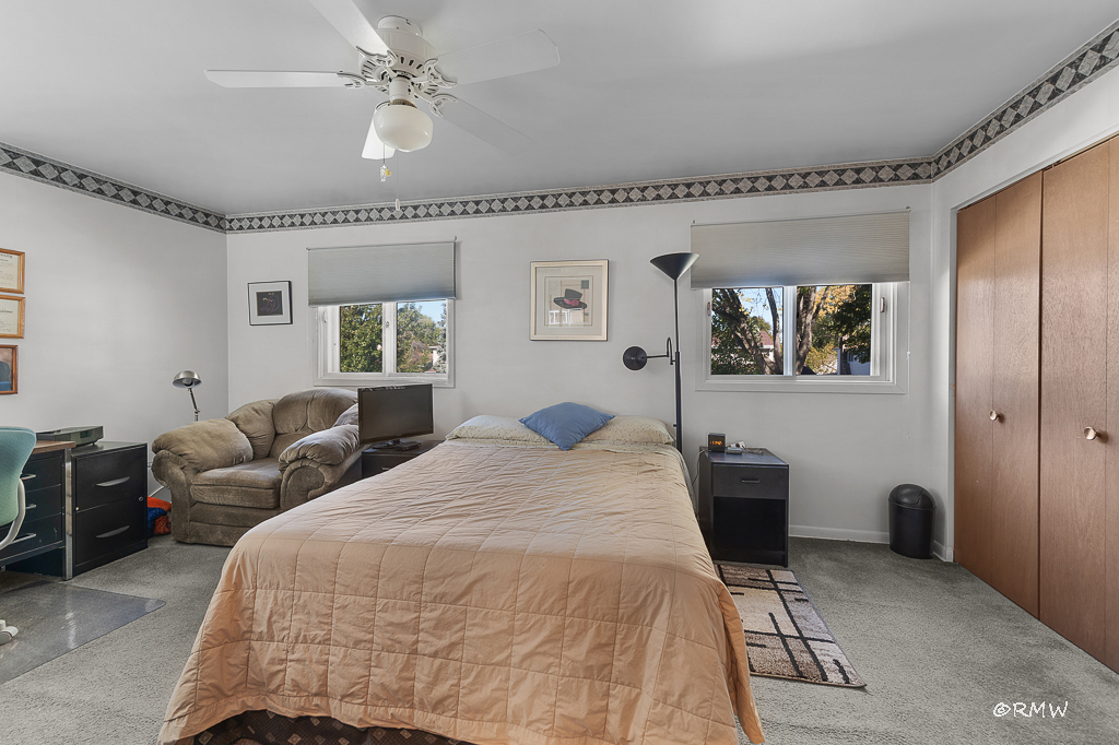 1155 W Westwood Trail, Addison, IL 60101