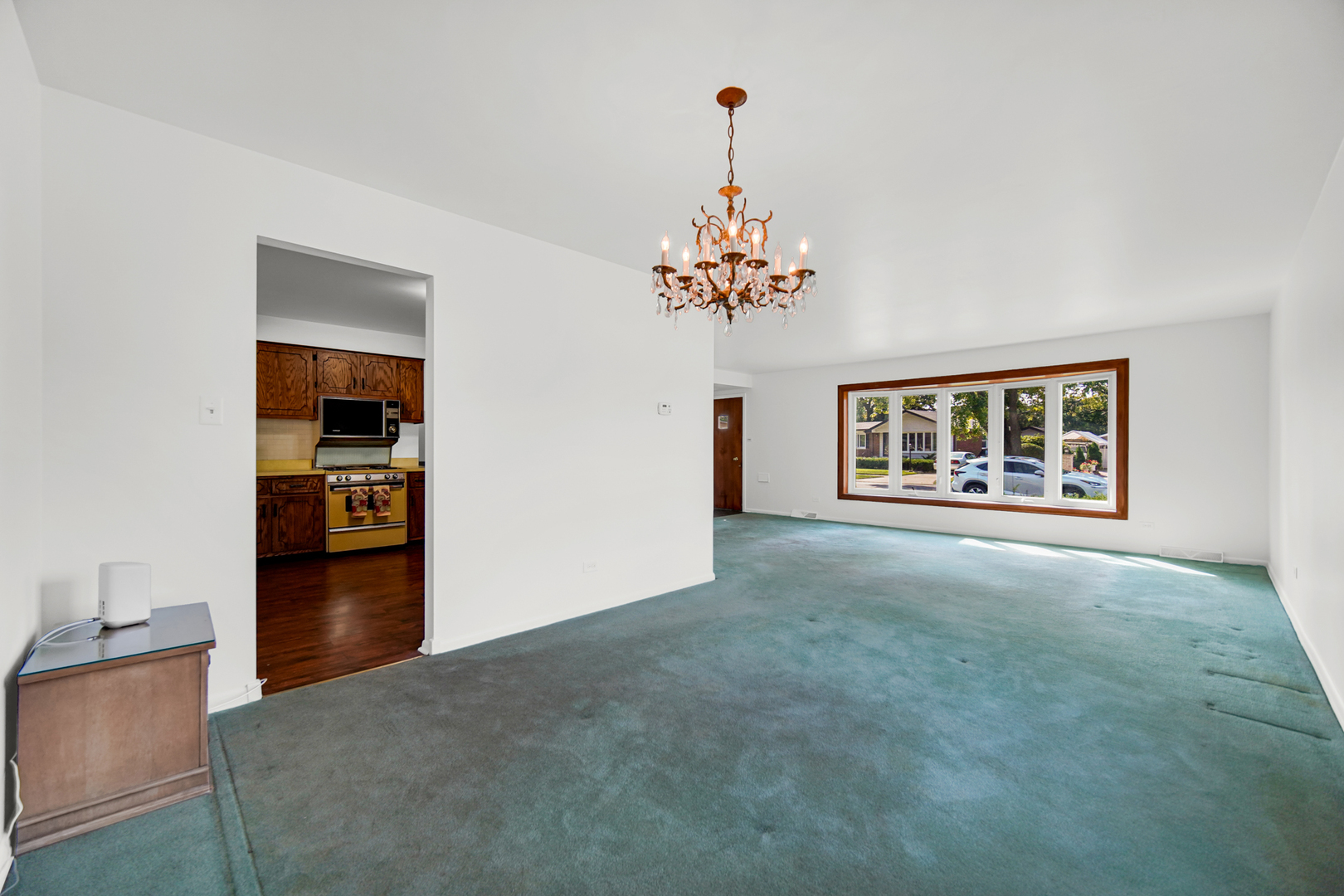 511 W Arquilla Drive, Glenwood, IL 60425