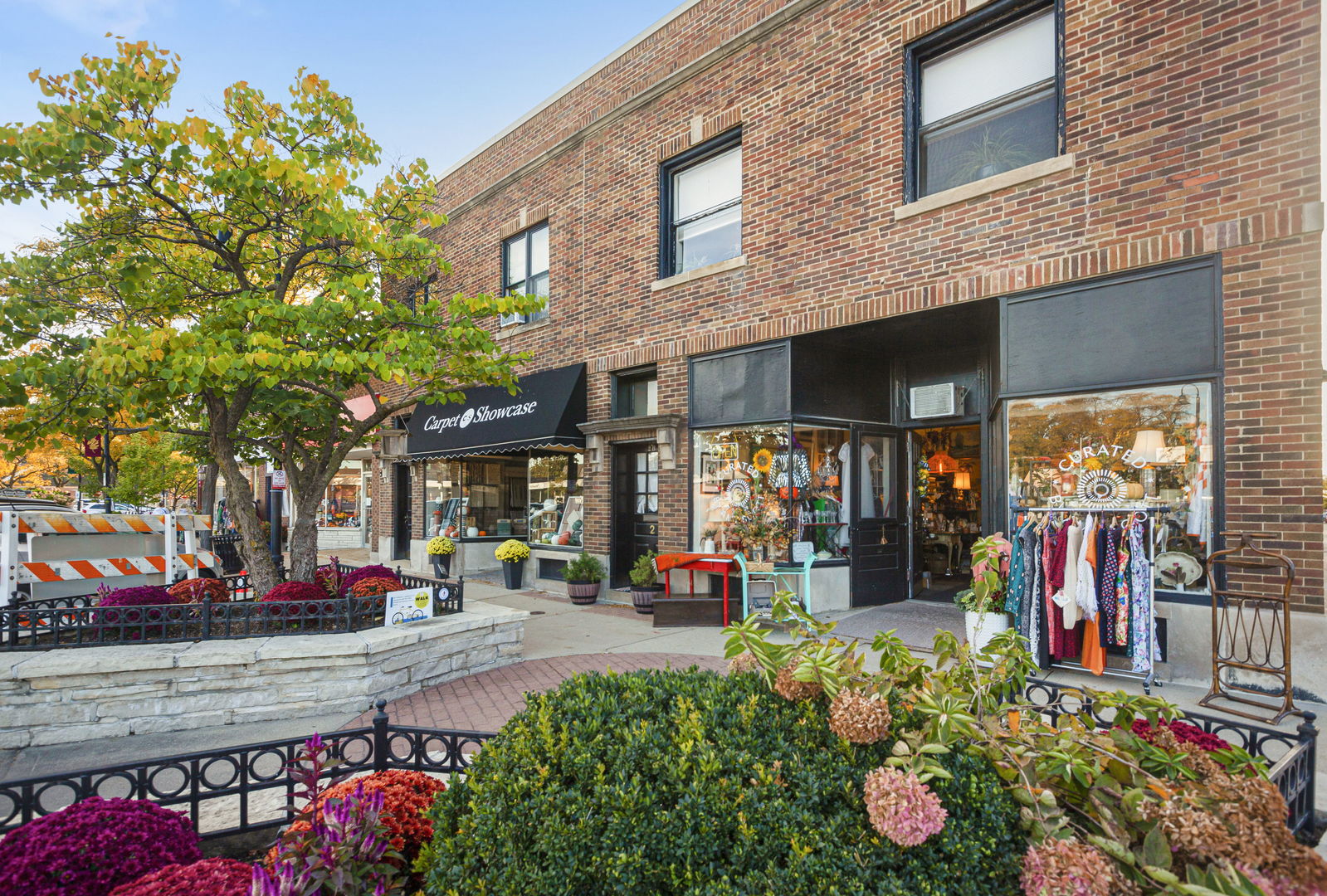 412 McDaniels Circle #205, Clarendon Hills, IL 60514