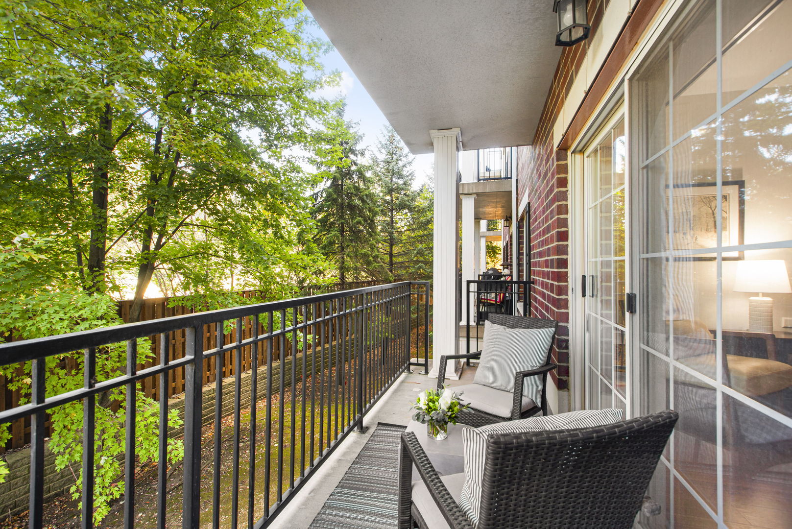 412 McDaniels Circle #205, Clarendon Hills, IL 60514