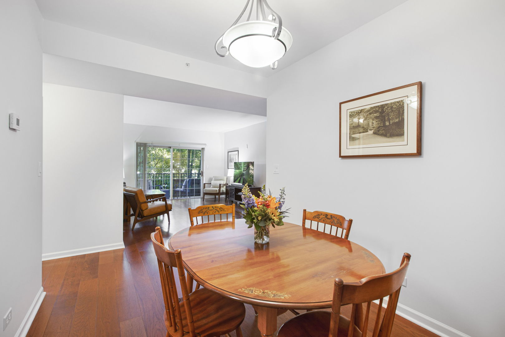 412 McDaniels Circle #205, Clarendon Hills, IL 60514