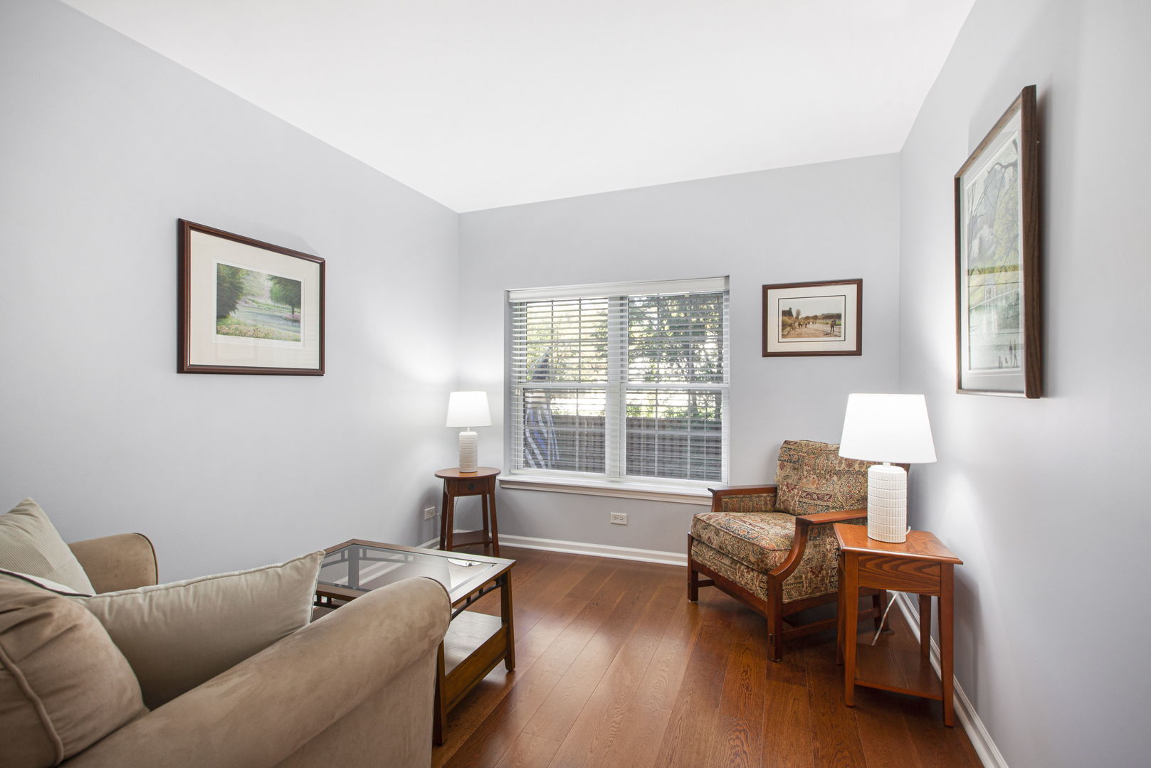 412 McDaniels Circle #205, Clarendon Hills, IL 60514