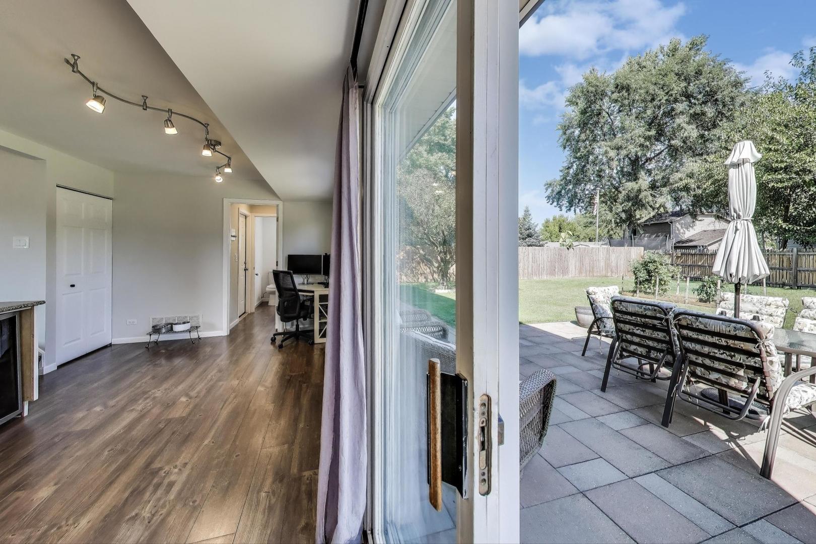 3114 Timber Hill Lane, Aurora, IL 60504