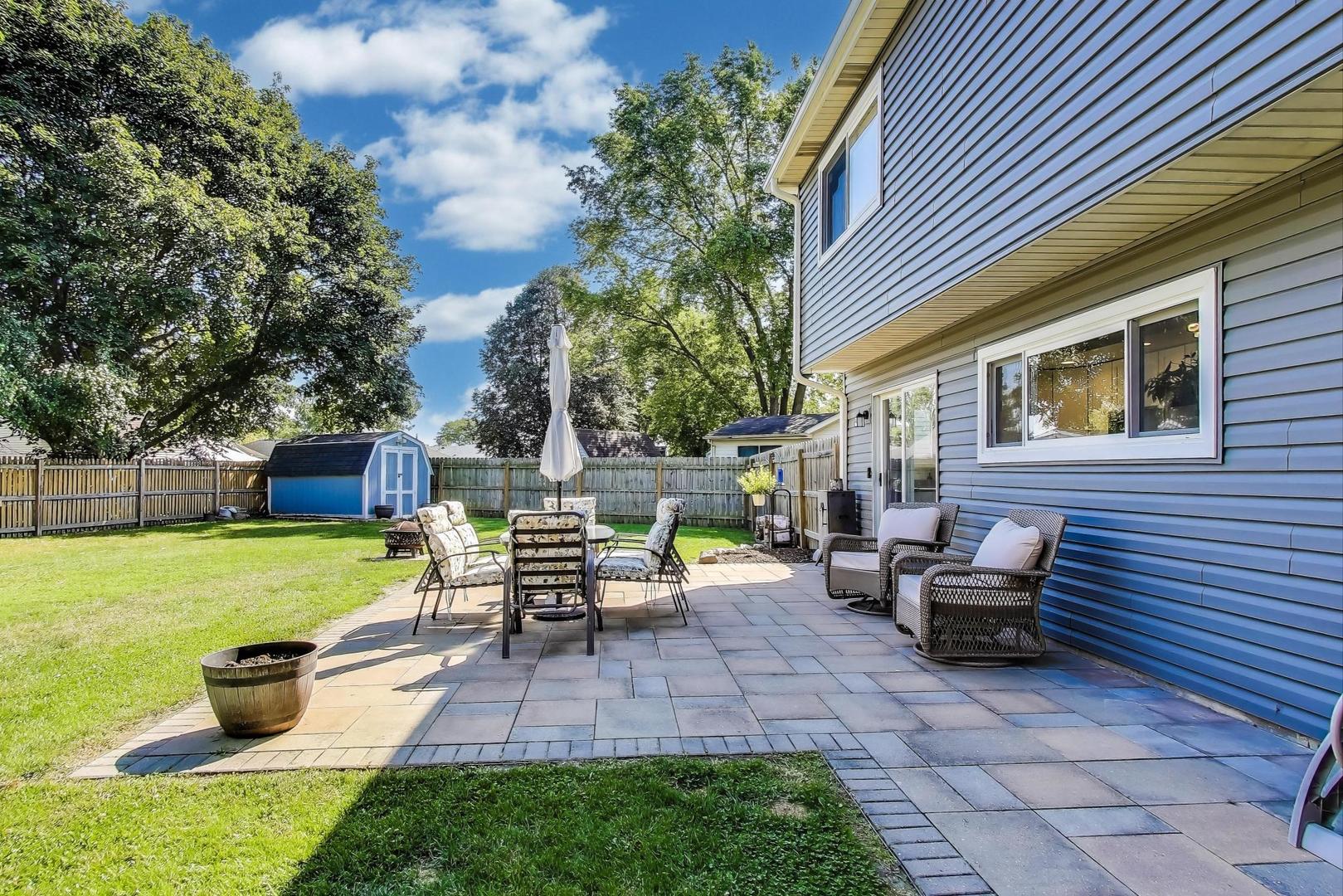 3114 Timber Hill Lane, Aurora, IL 60504